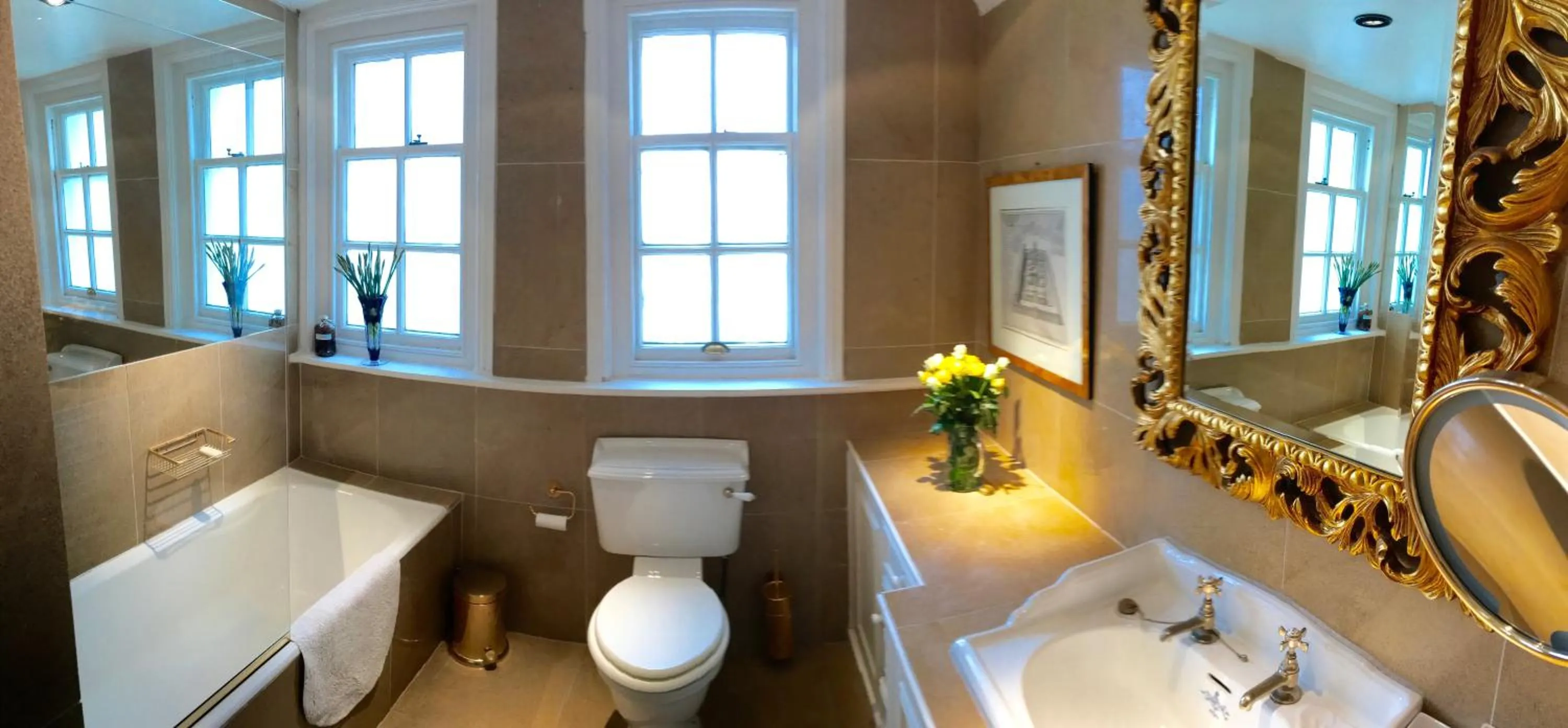 Bathroom in Cedar House Boutique B&B