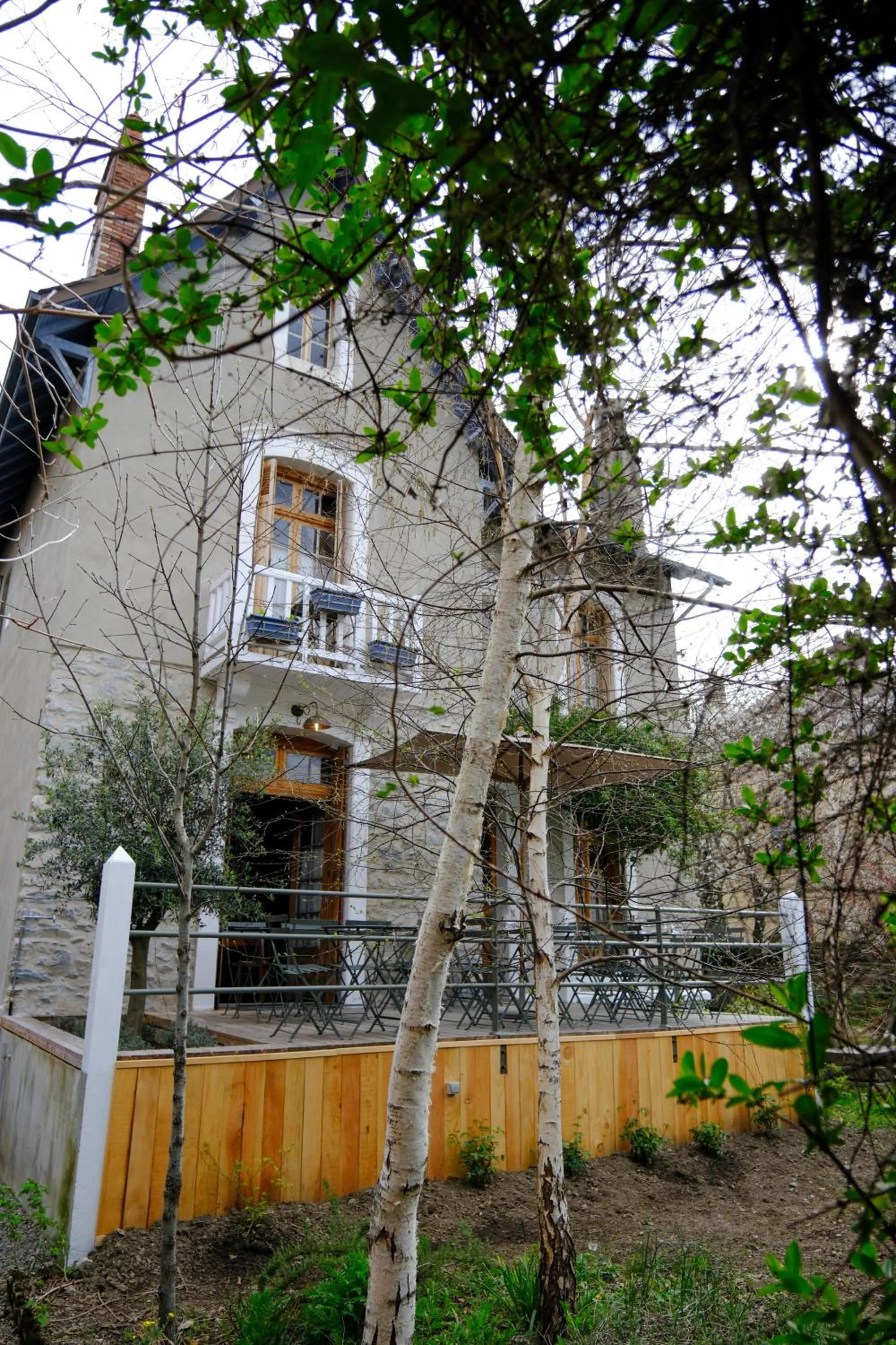 Property building in Le Rêve d'Aghon Chambres et Restaurant