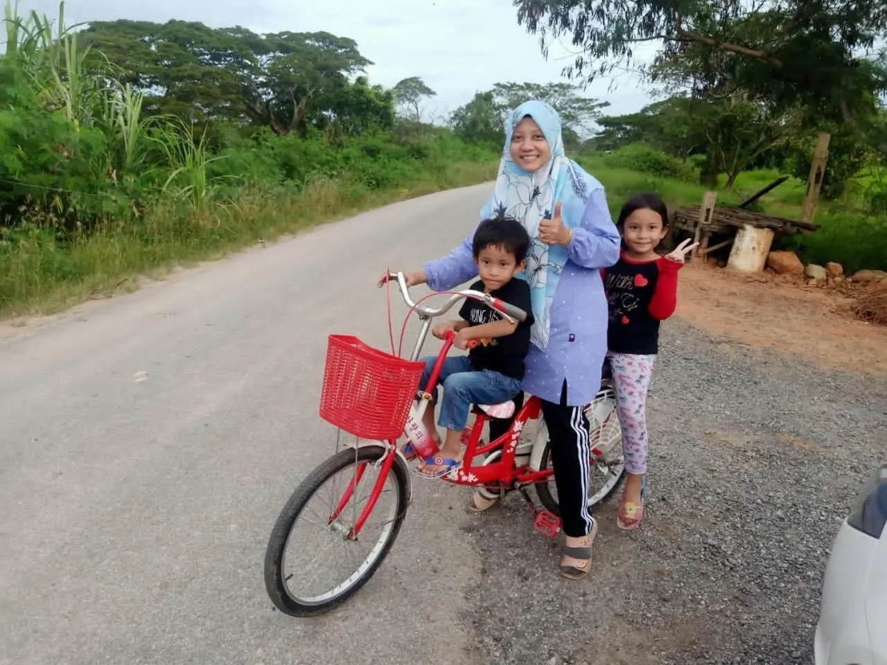 Cycling in Dangau Sala D'Kontena