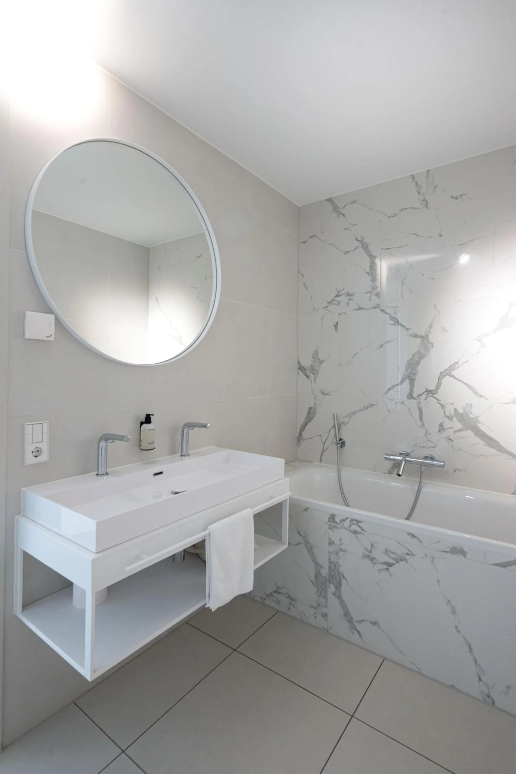 Bathroom in Maris Apartments