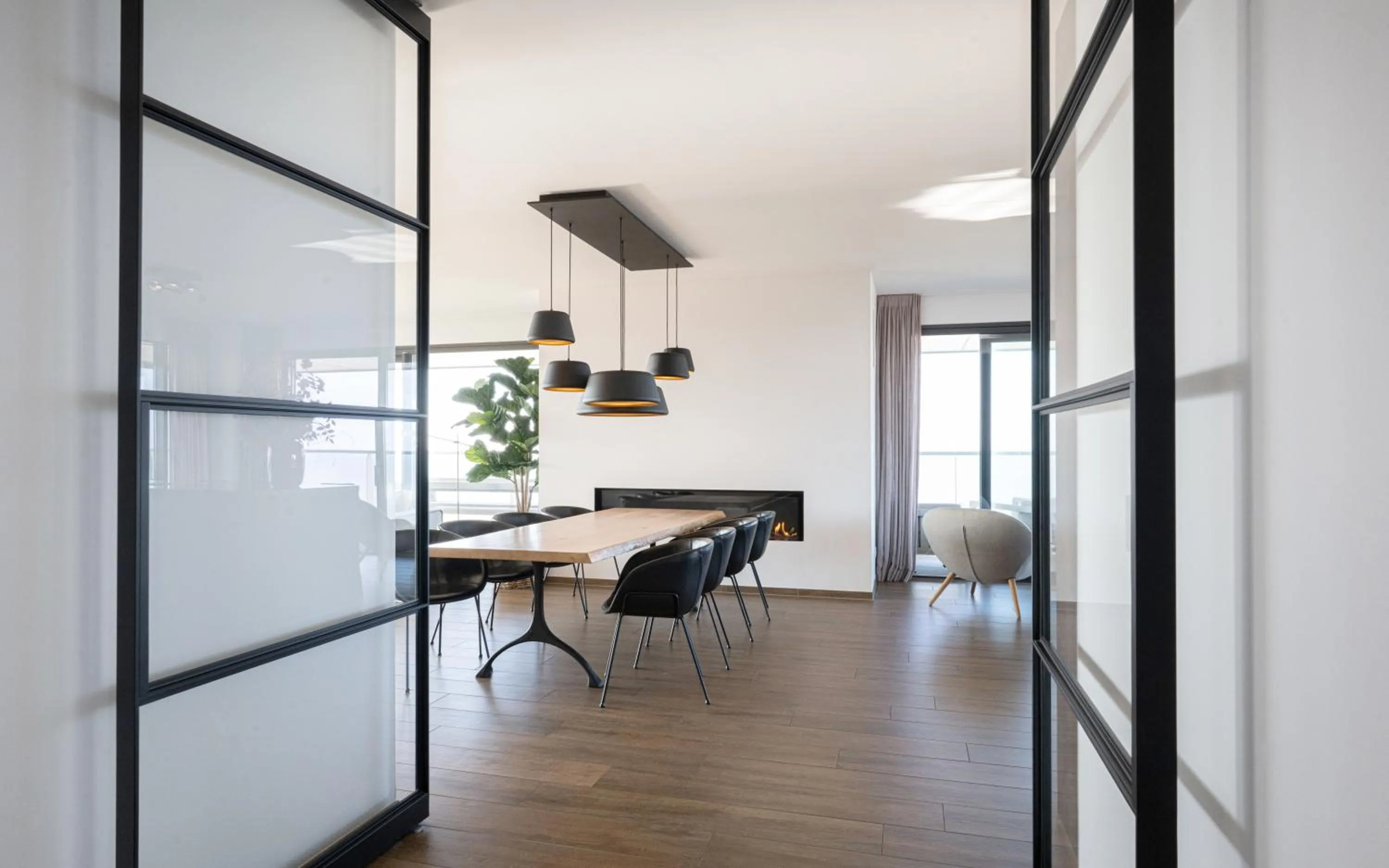 Dining area in Maris Apartments