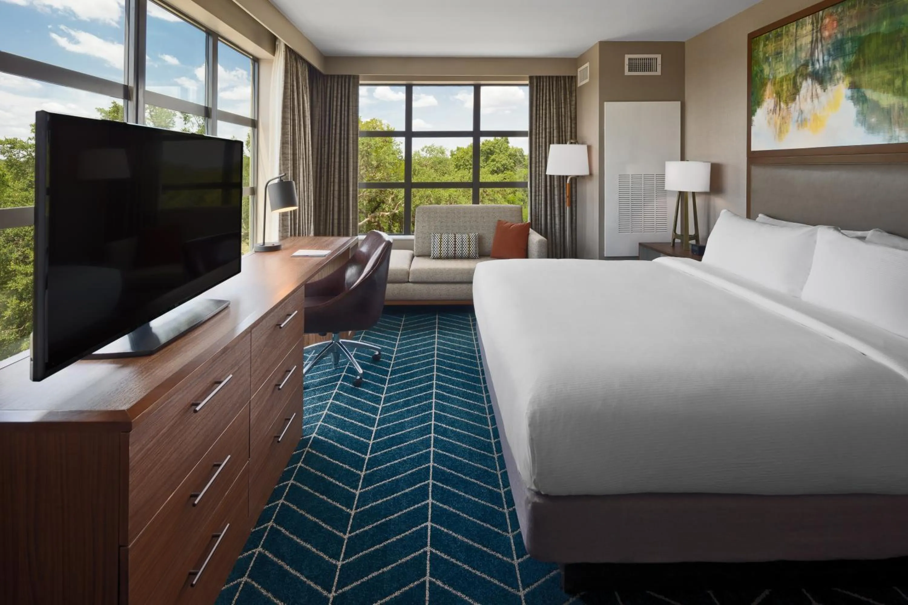 Bed in The Bevy Hotel Boerne, A Doubletree By Hilton