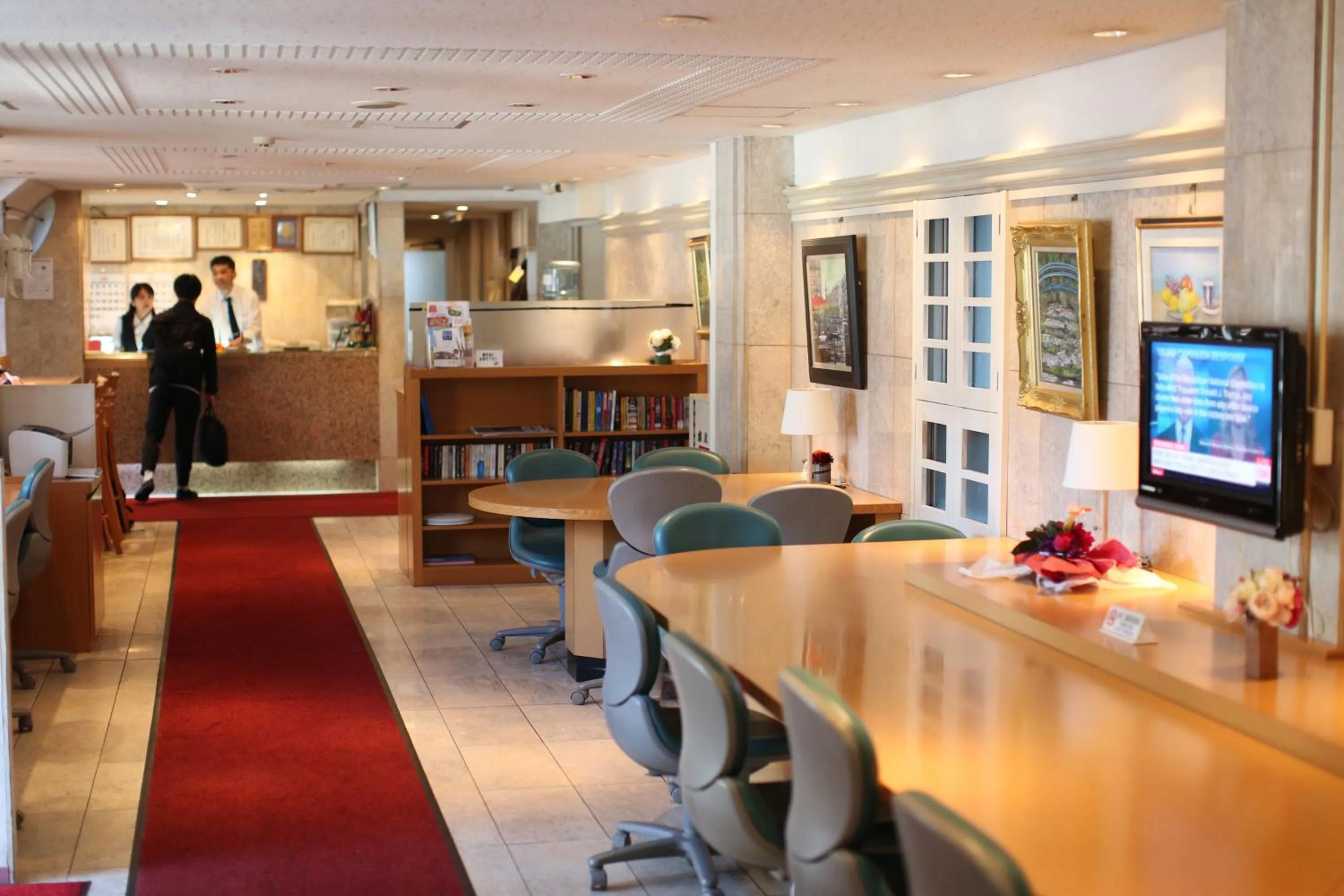 Communal lounge/ TV room in Hotel Yokosuka