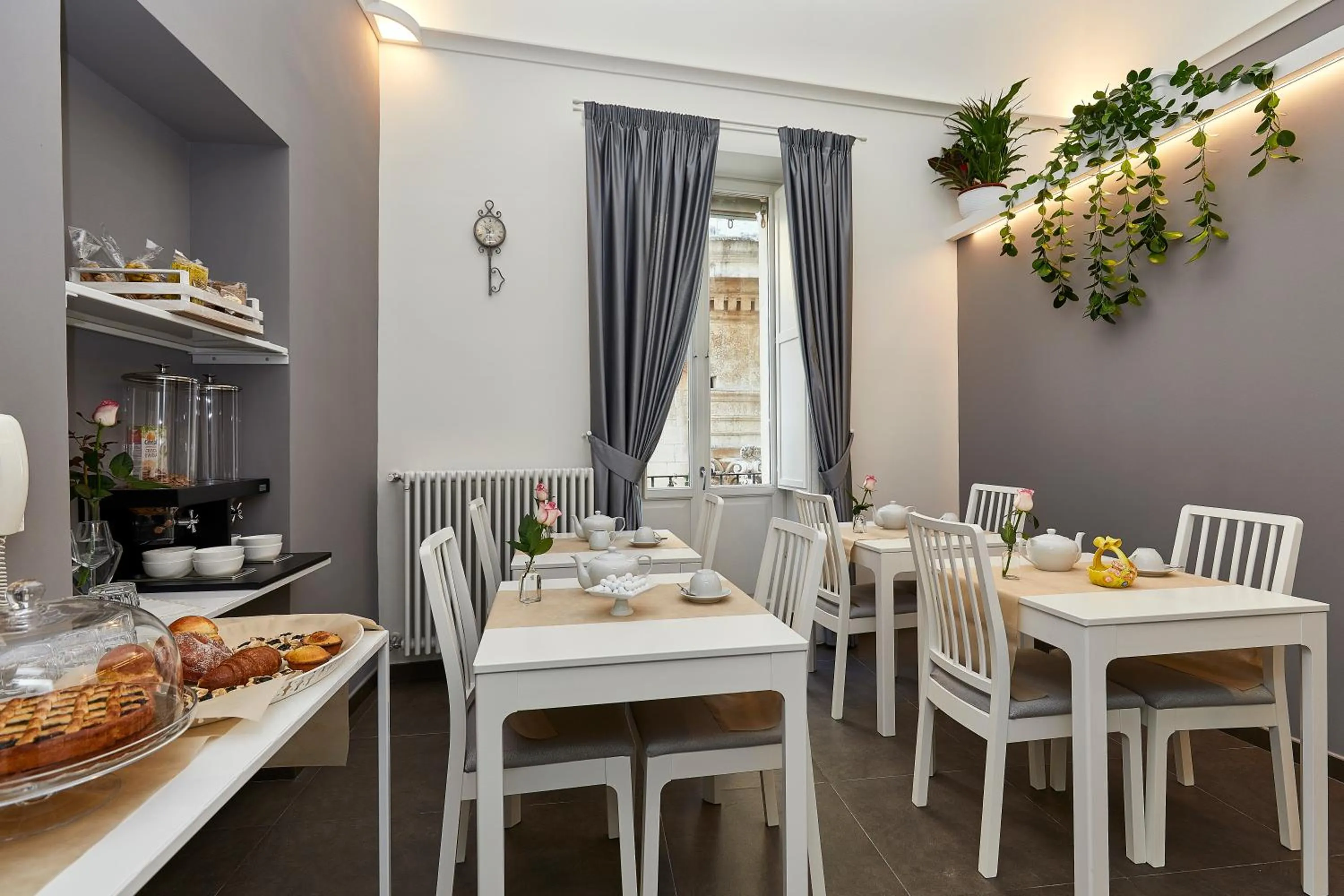 Food and drinks in Donna Teresa Guest House