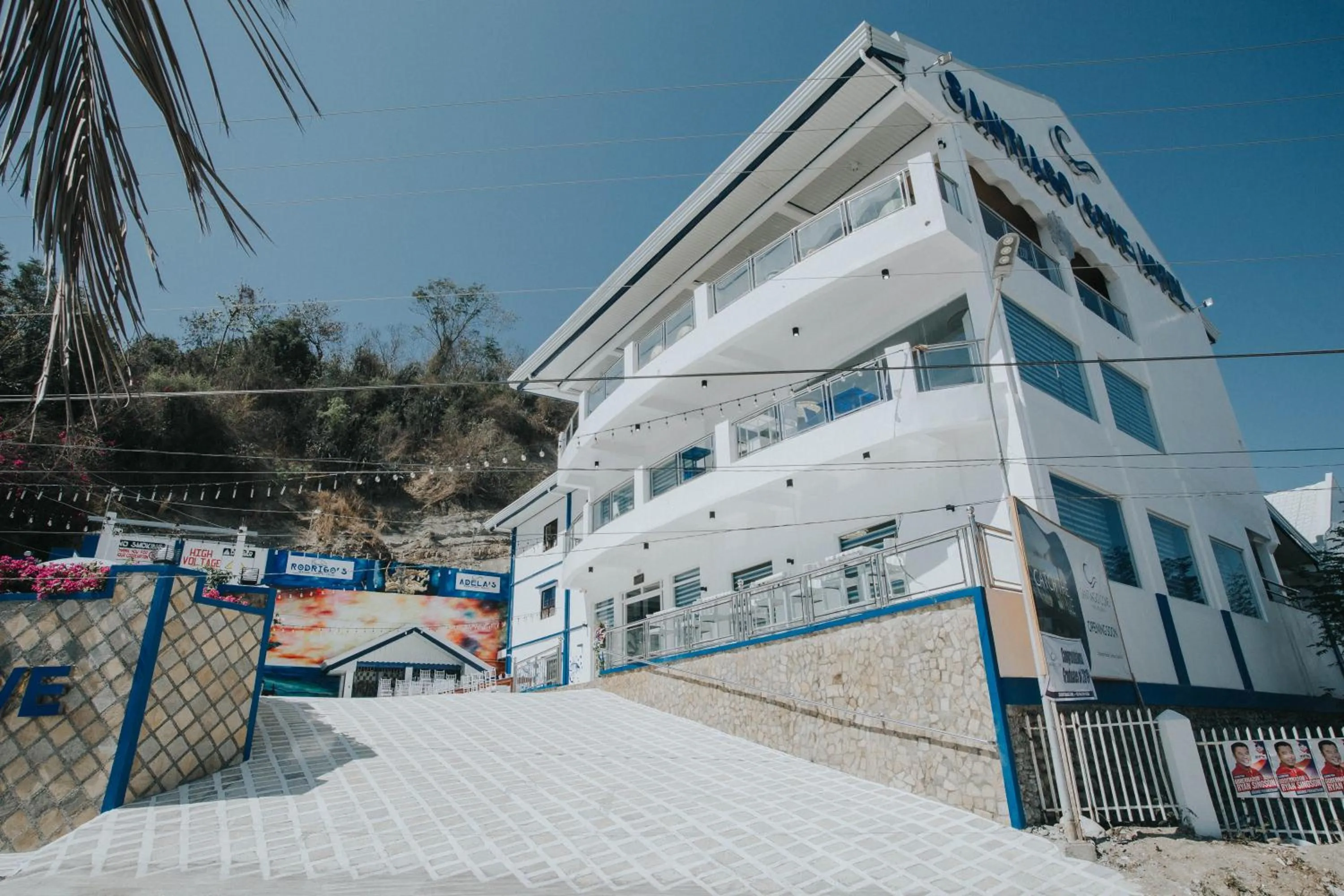 Property building in Santiago Cove Hotel and Restaurant