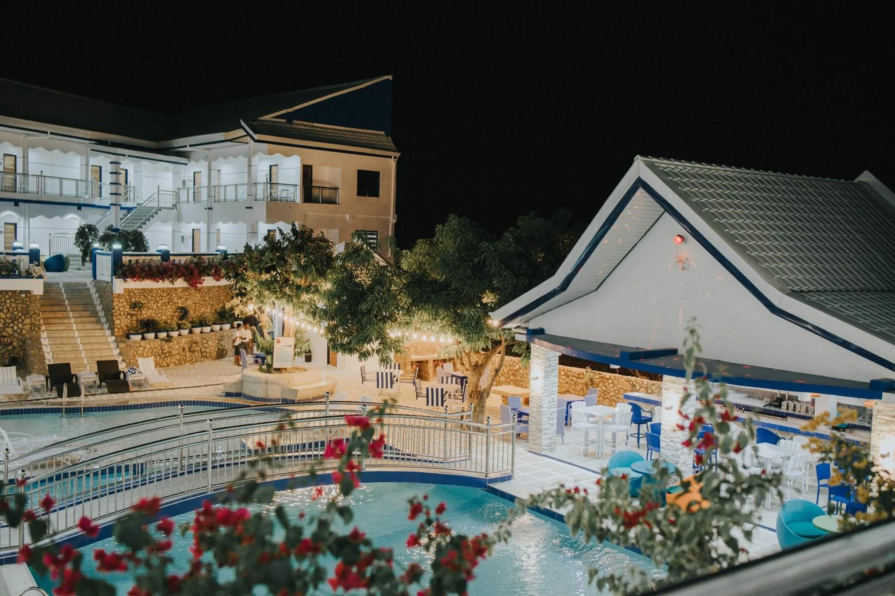 Pool view in Santiago Cove Hotel and Restaurant