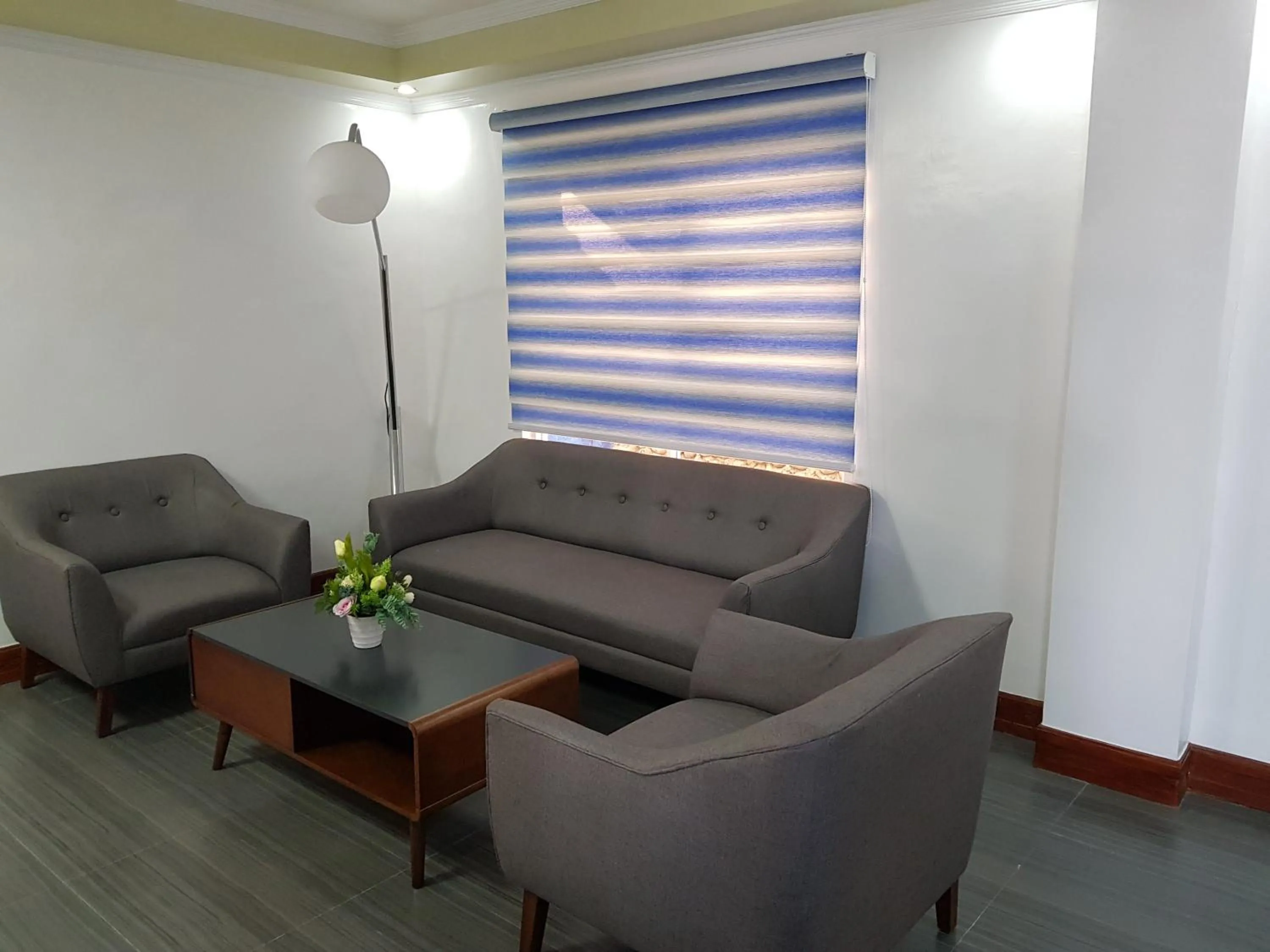 Santiago Cove Hotel and Restaurant