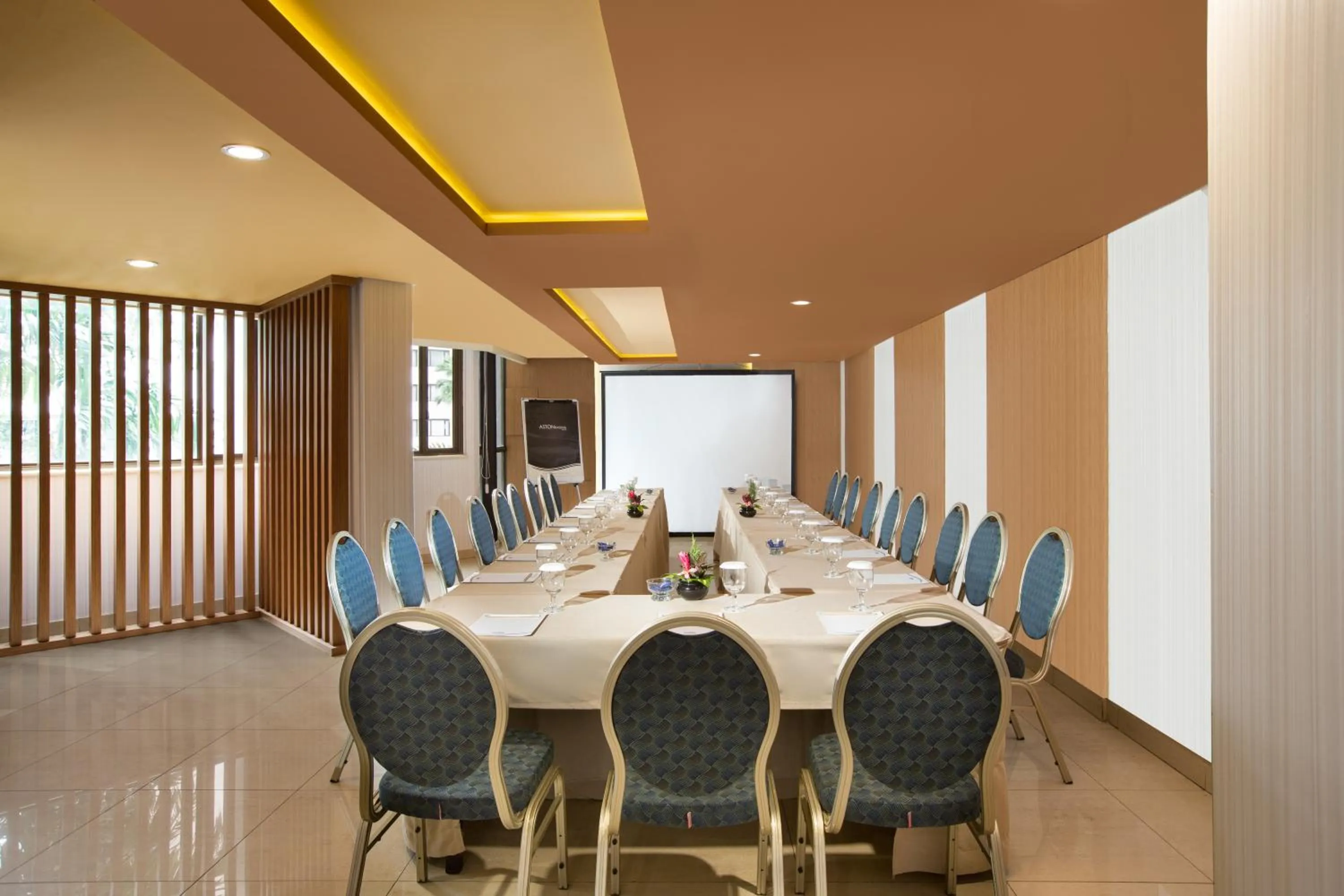 Meeting/conference room in Horison Ultima Suite & Residences Rasuna Jakarta