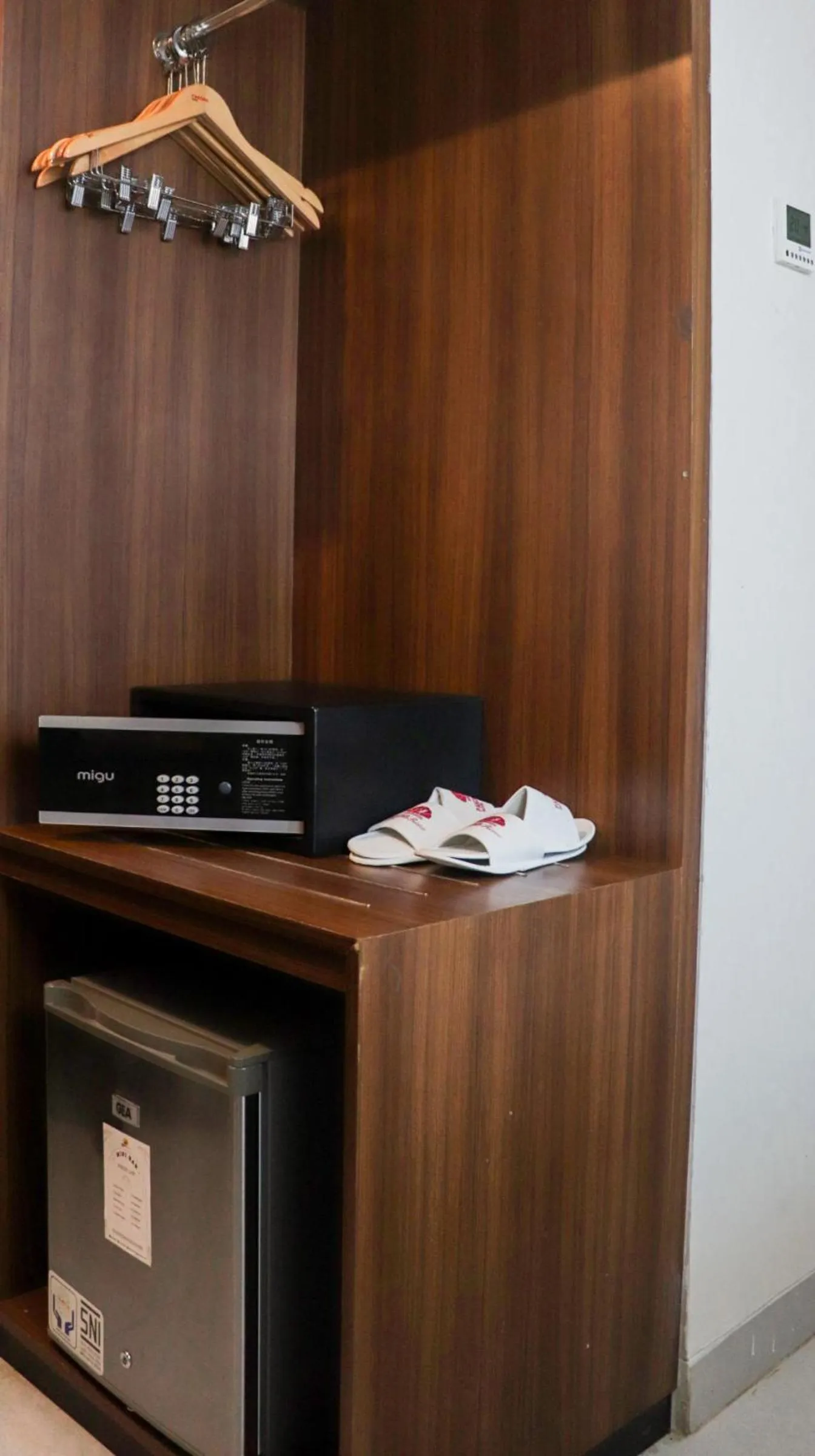 oven in Pakons Prime Hotel