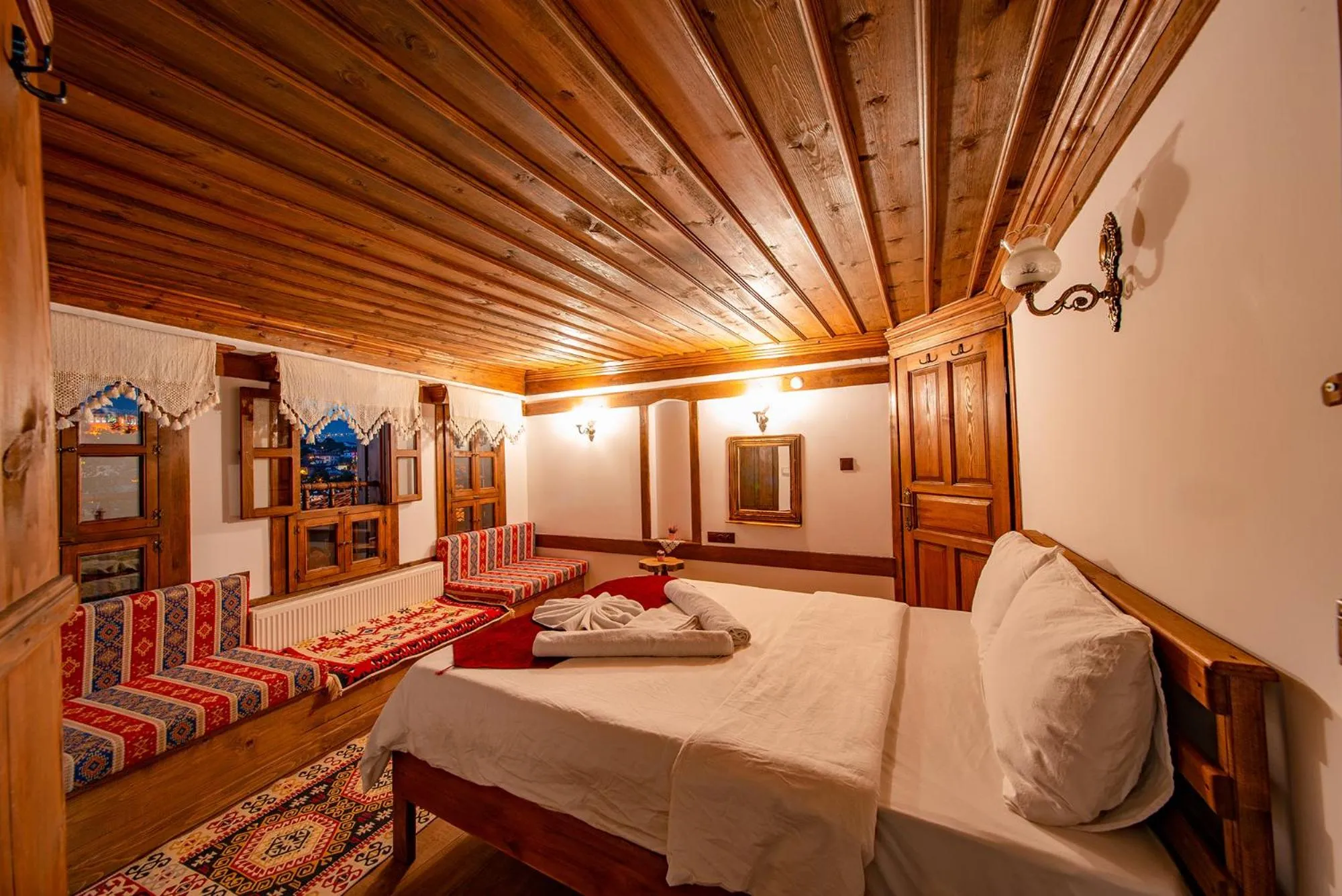 Bed in Hanedan Konak Hotel