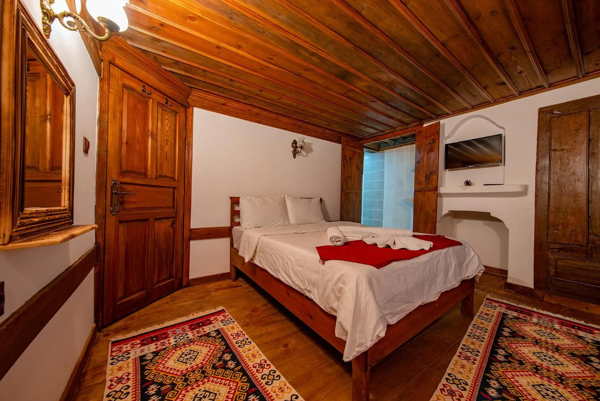 Bed in Hanedan Konak Hotel