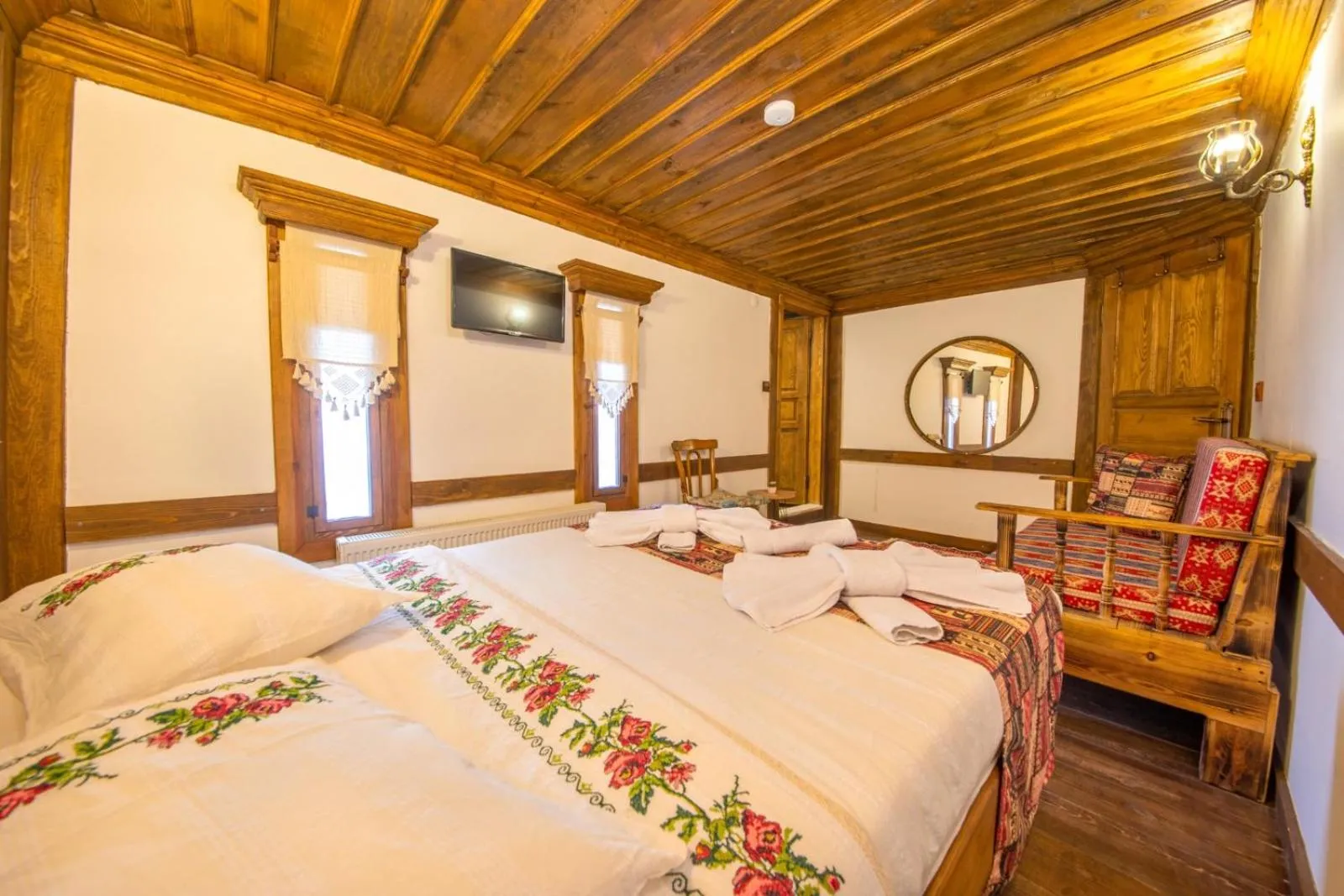 Bed in Hanedan Konak Hotel