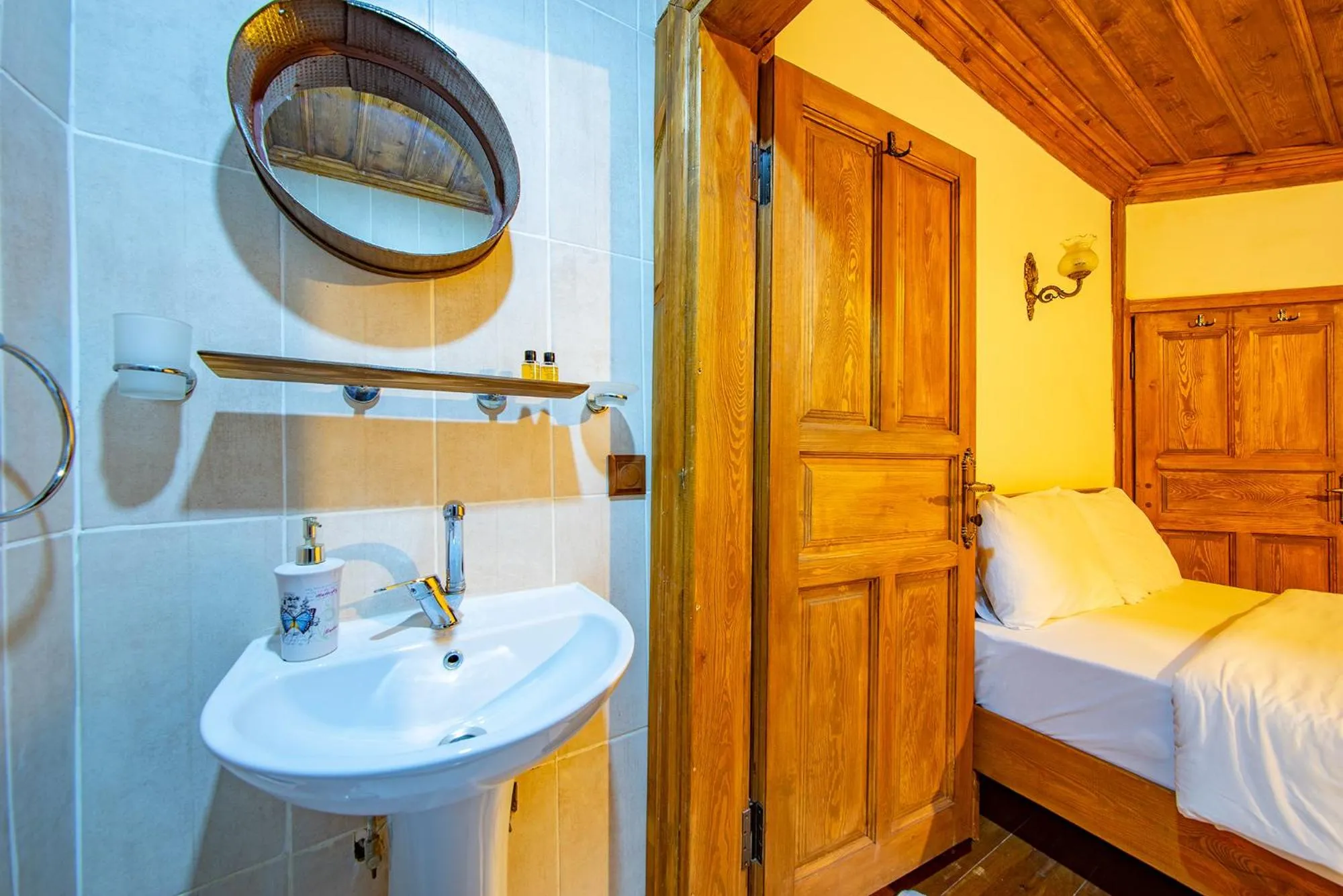 Bed in Hanedan Konak Hotel