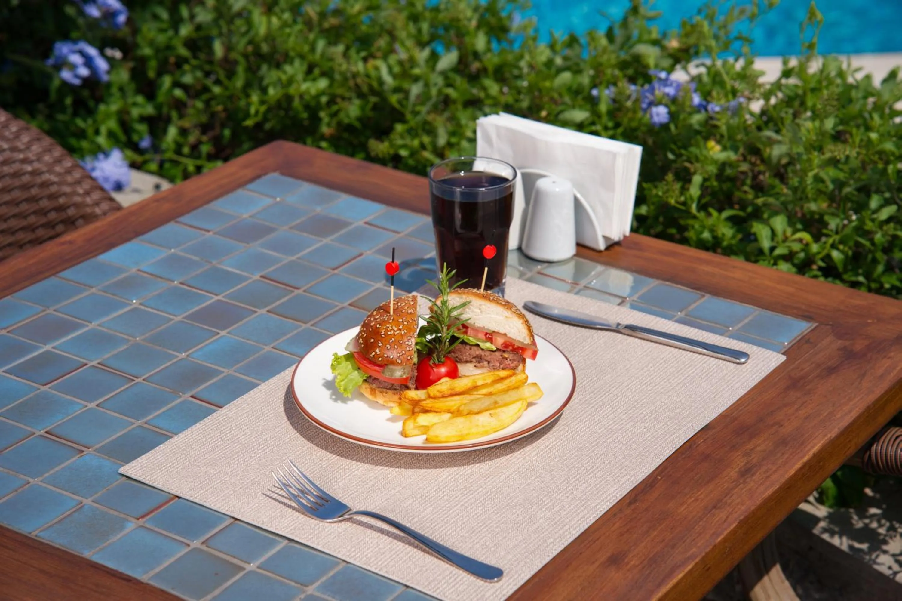 Restaurant/places to eat in Marti La Perla - Adult Only+16