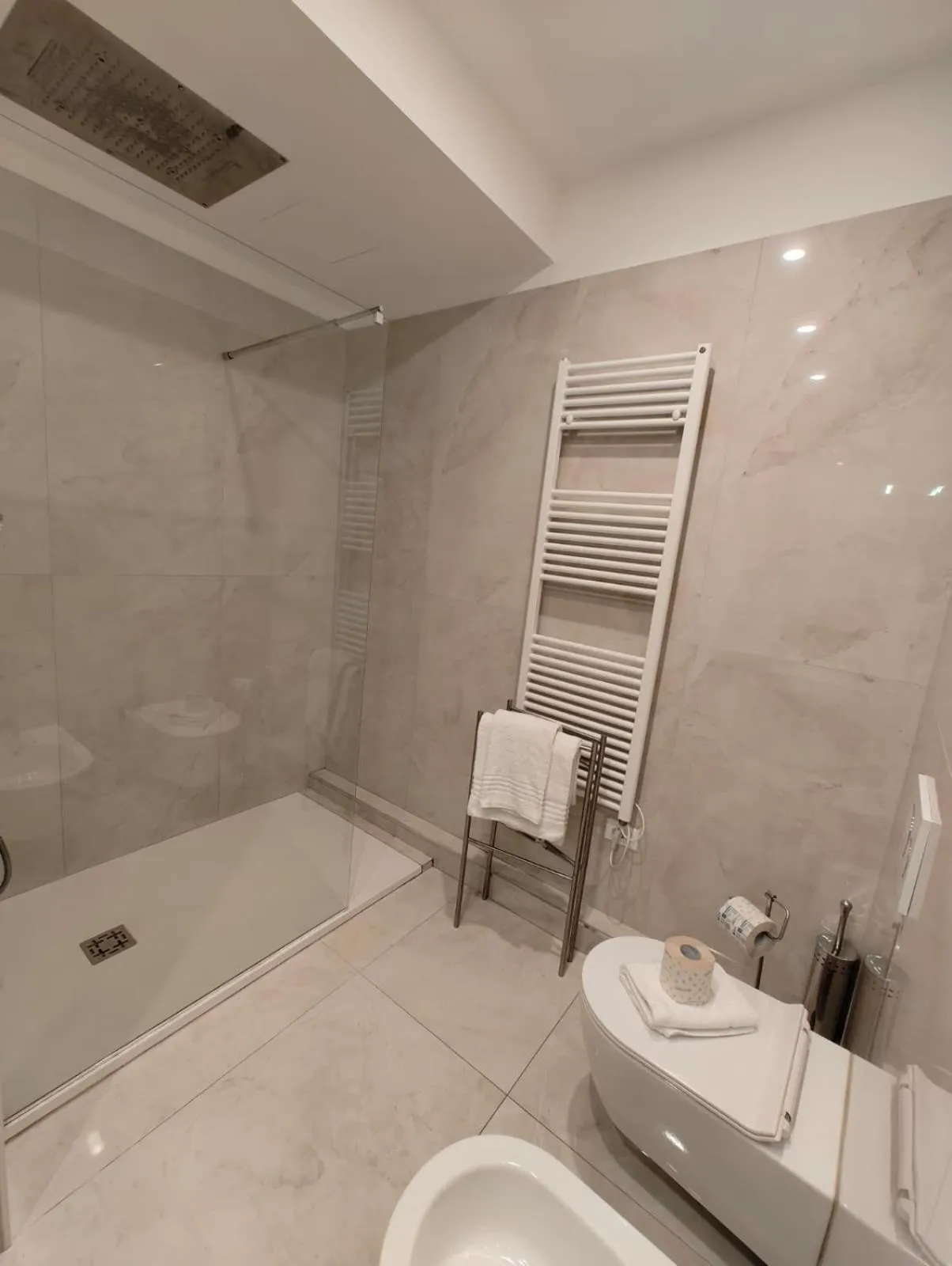 Shower in B&B La Marmora 39