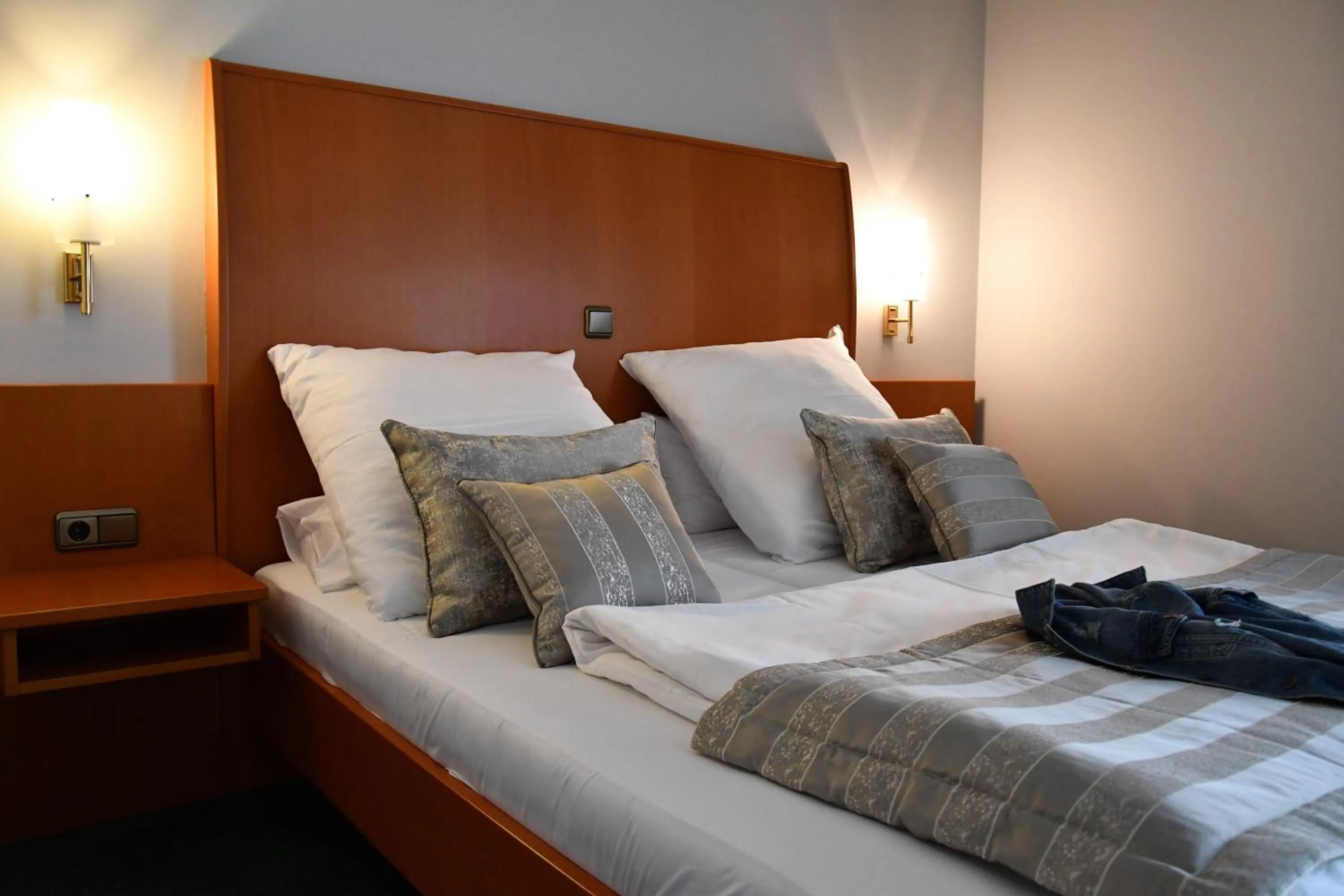 Bed in LANDHAUS LENGEDE Hotel