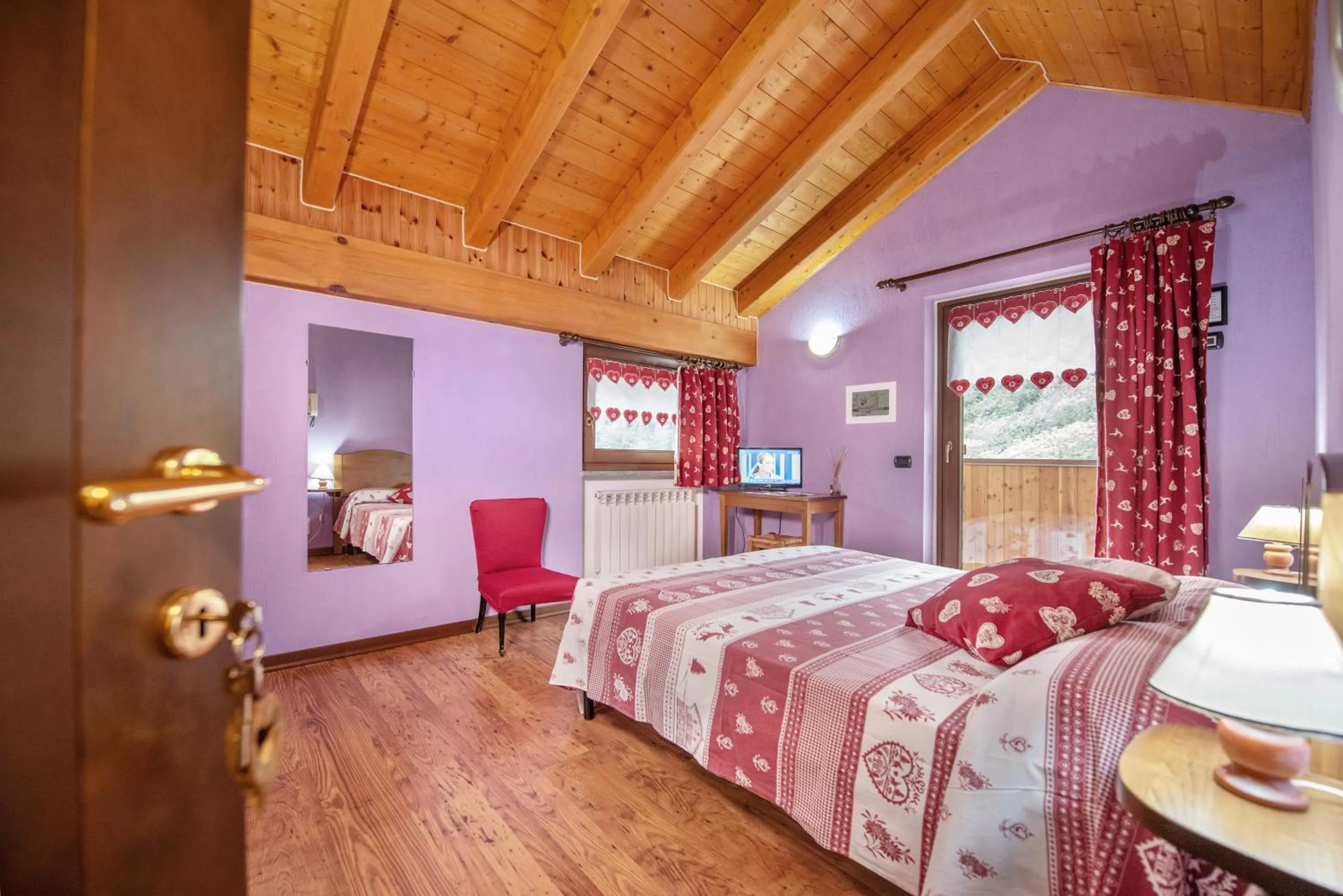 Bedroom, Bed in Agriturismo La Clochette