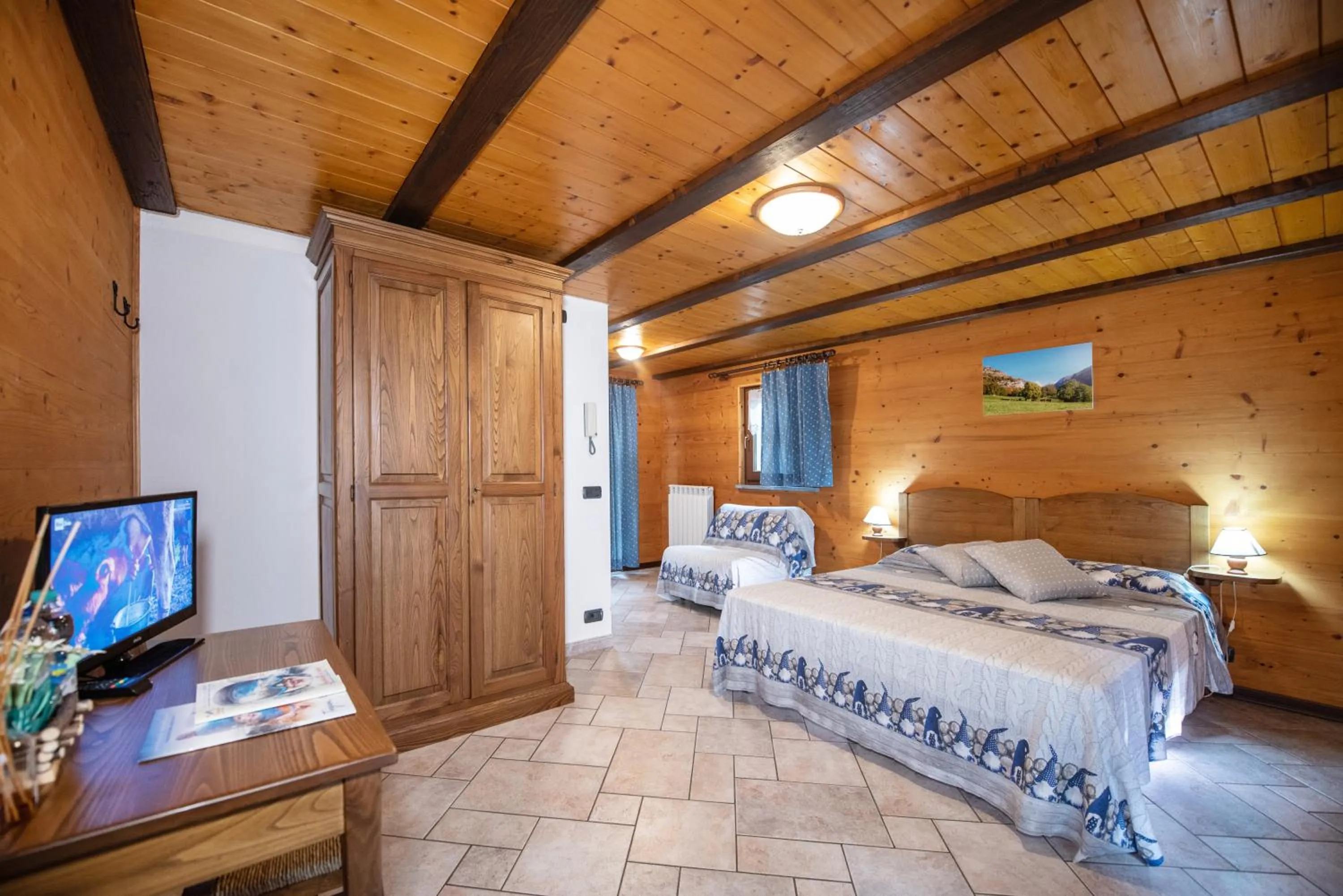 Bedroom, Bed in Agriturismo La Clochette