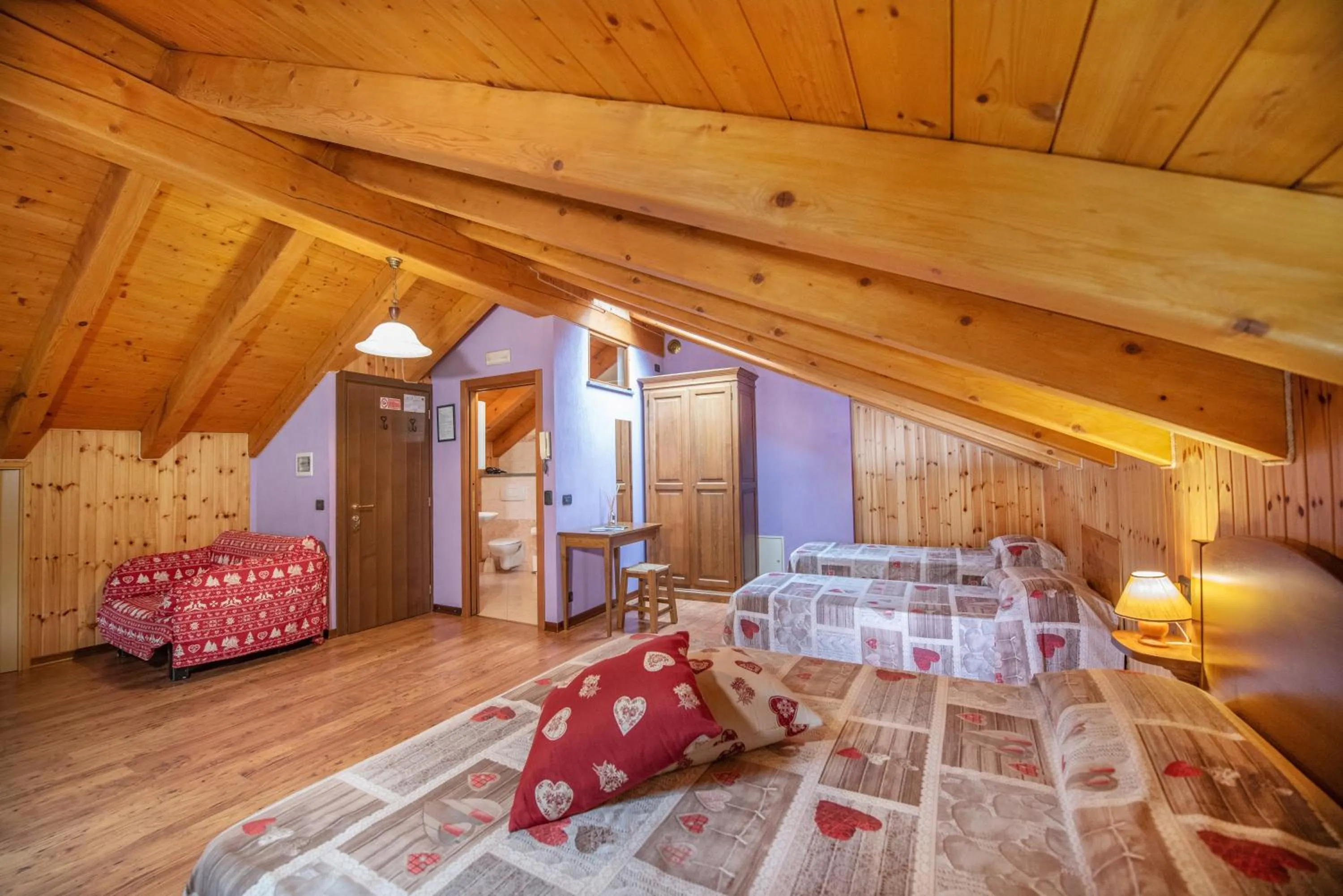 Bedroom, Bed in Agriturismo La Clochette