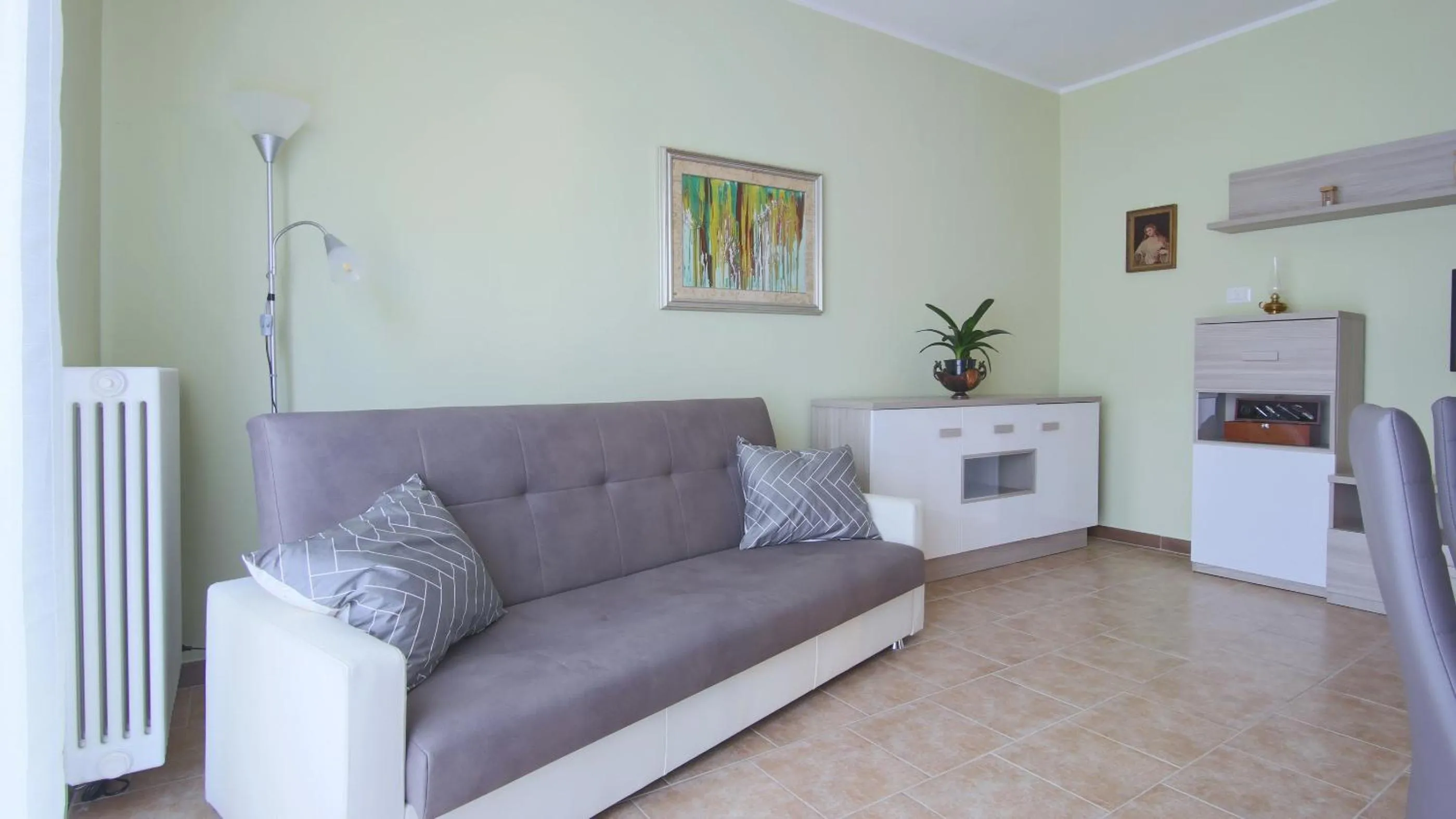 Living room in Italianway - Casasco 79