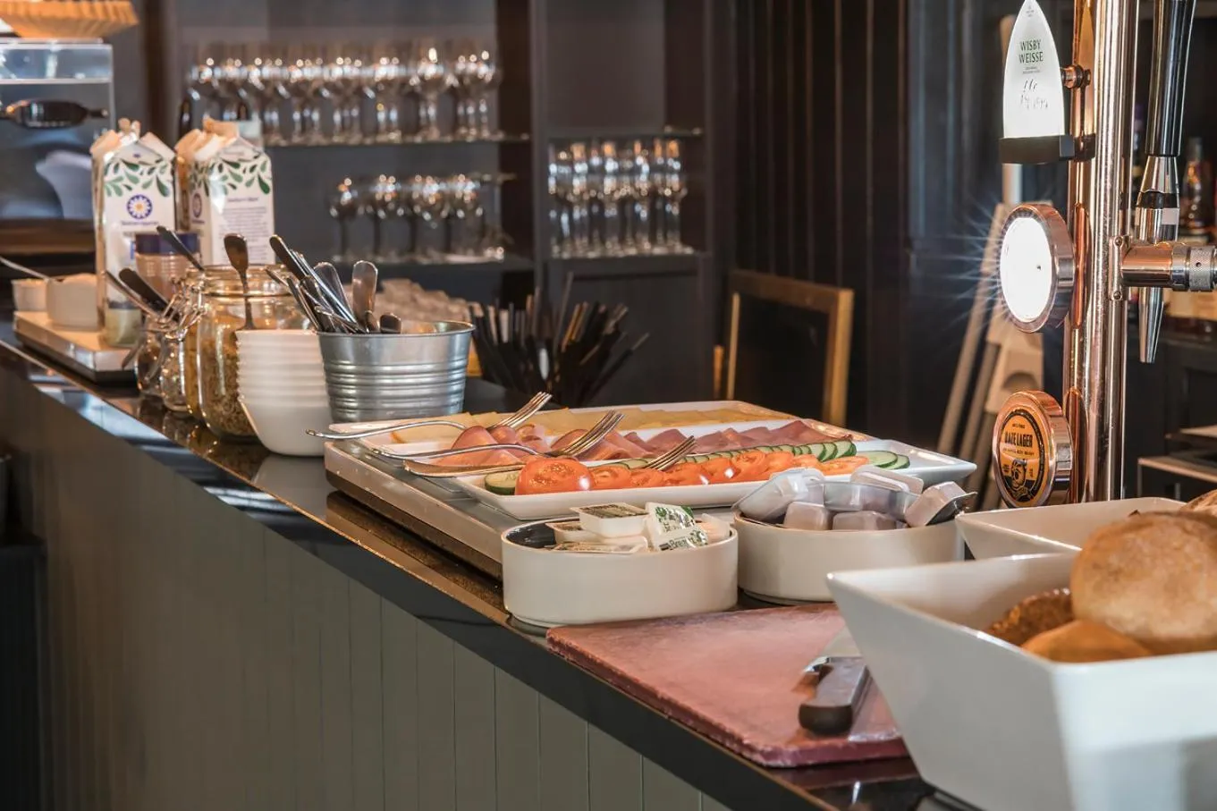 Buffet breakfast in Hotell MAVI