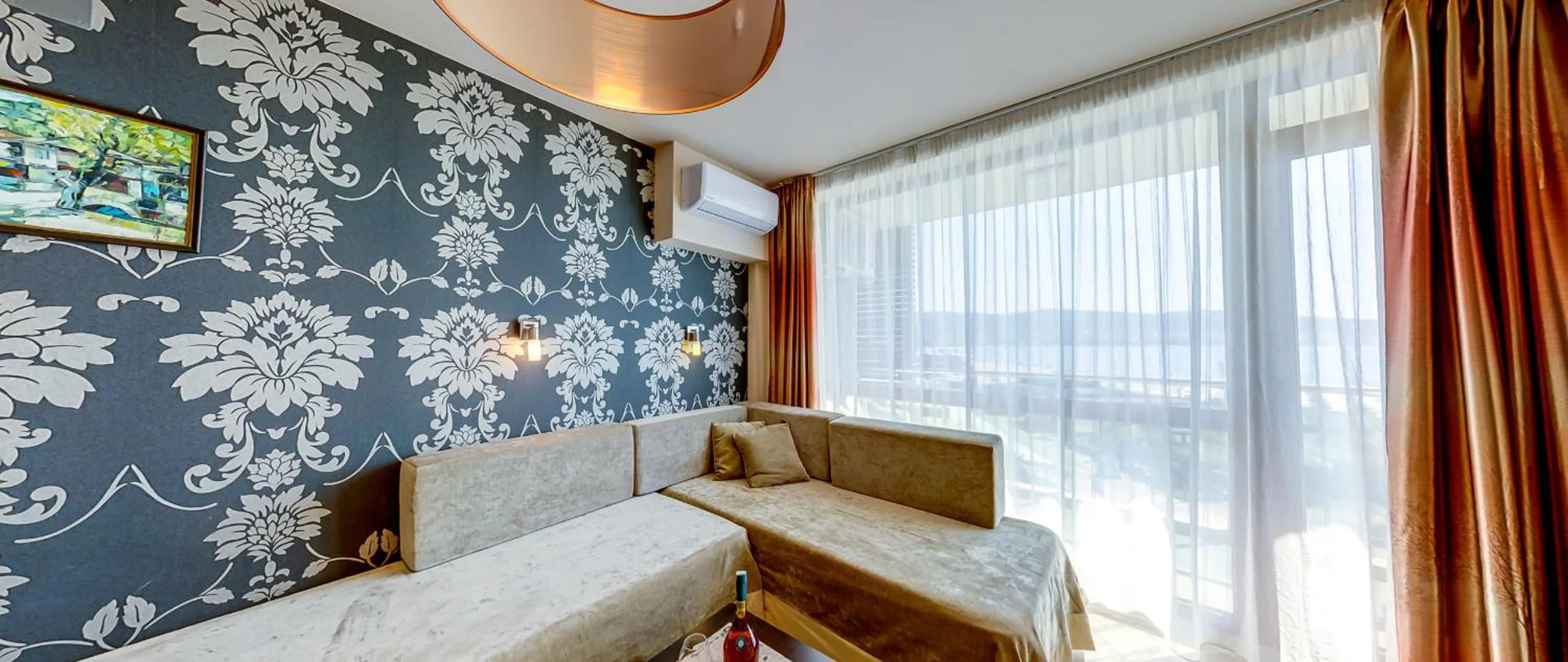 Briz Beach Apartments