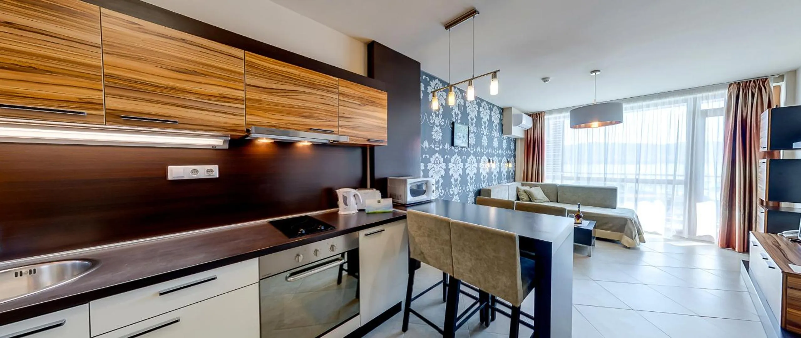 Briz Beach Apartments