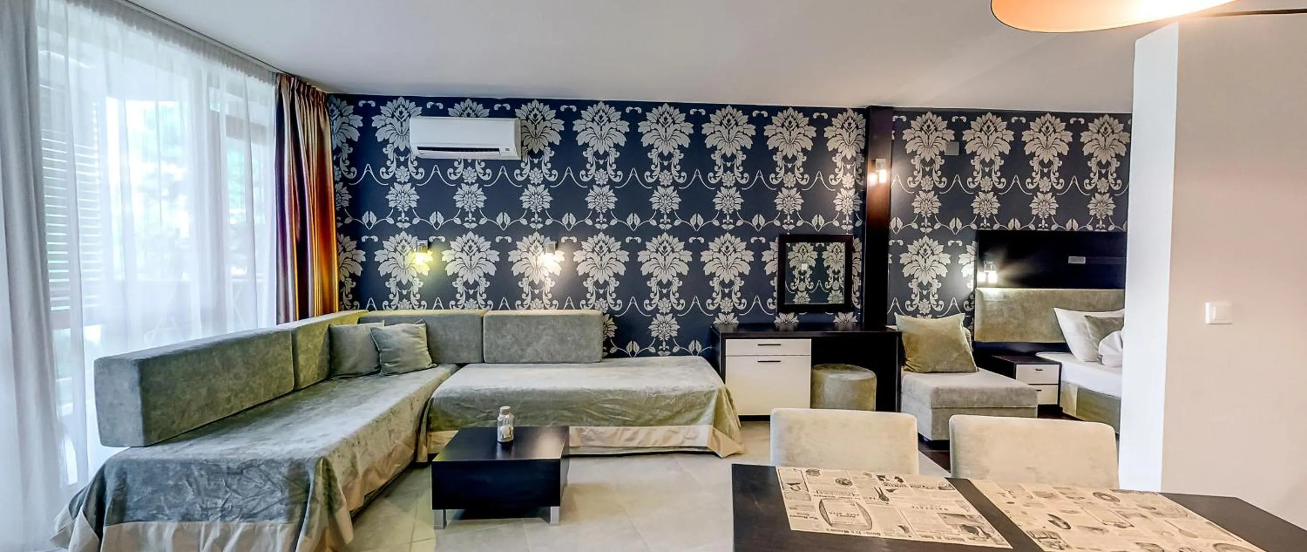 Briz Beach Apartments