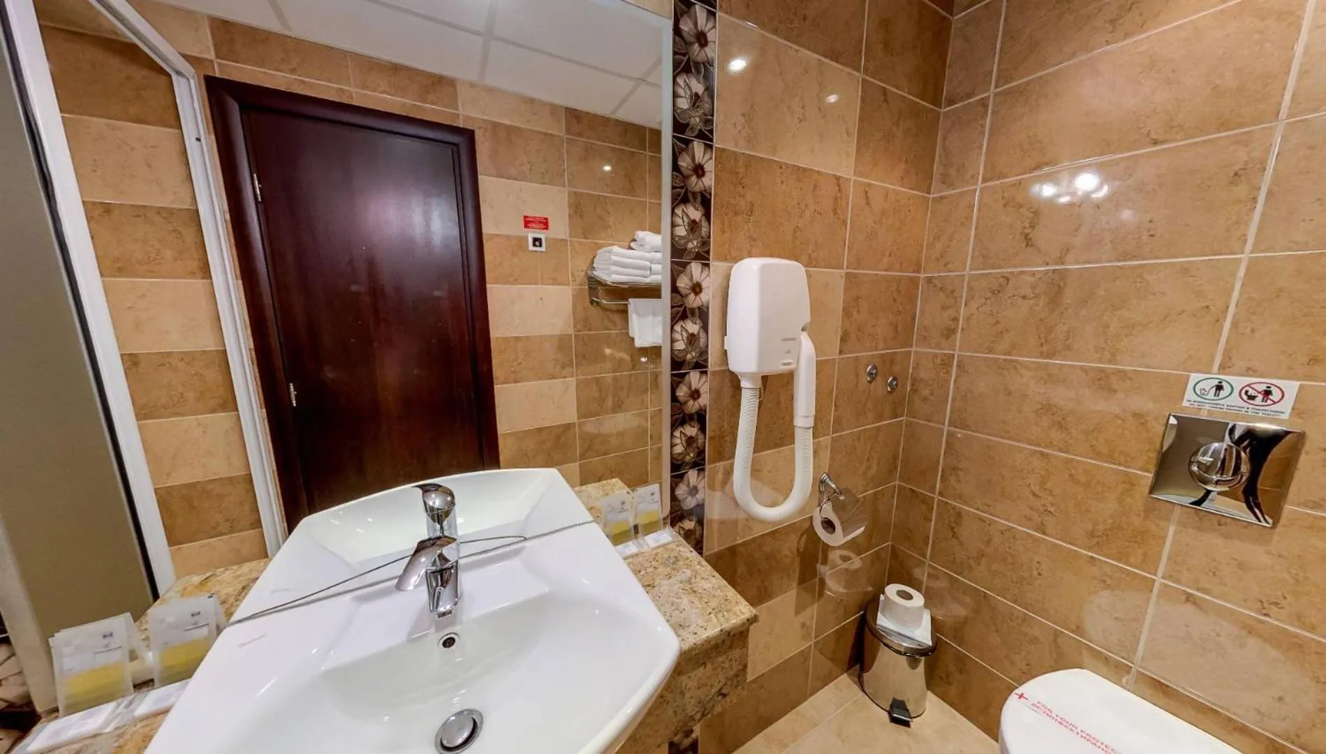 Briz Beach Apartments