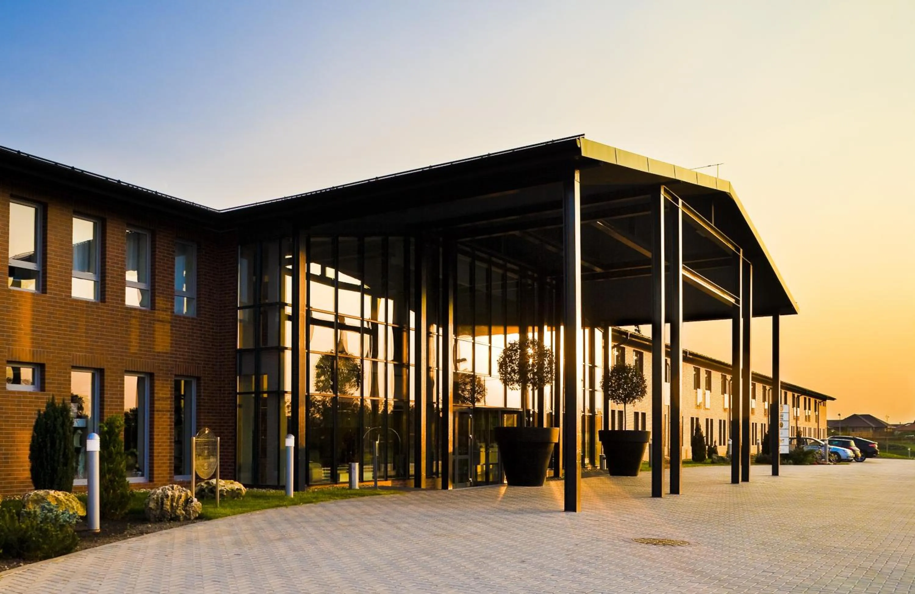 Facade/entrance in Globall Hotel