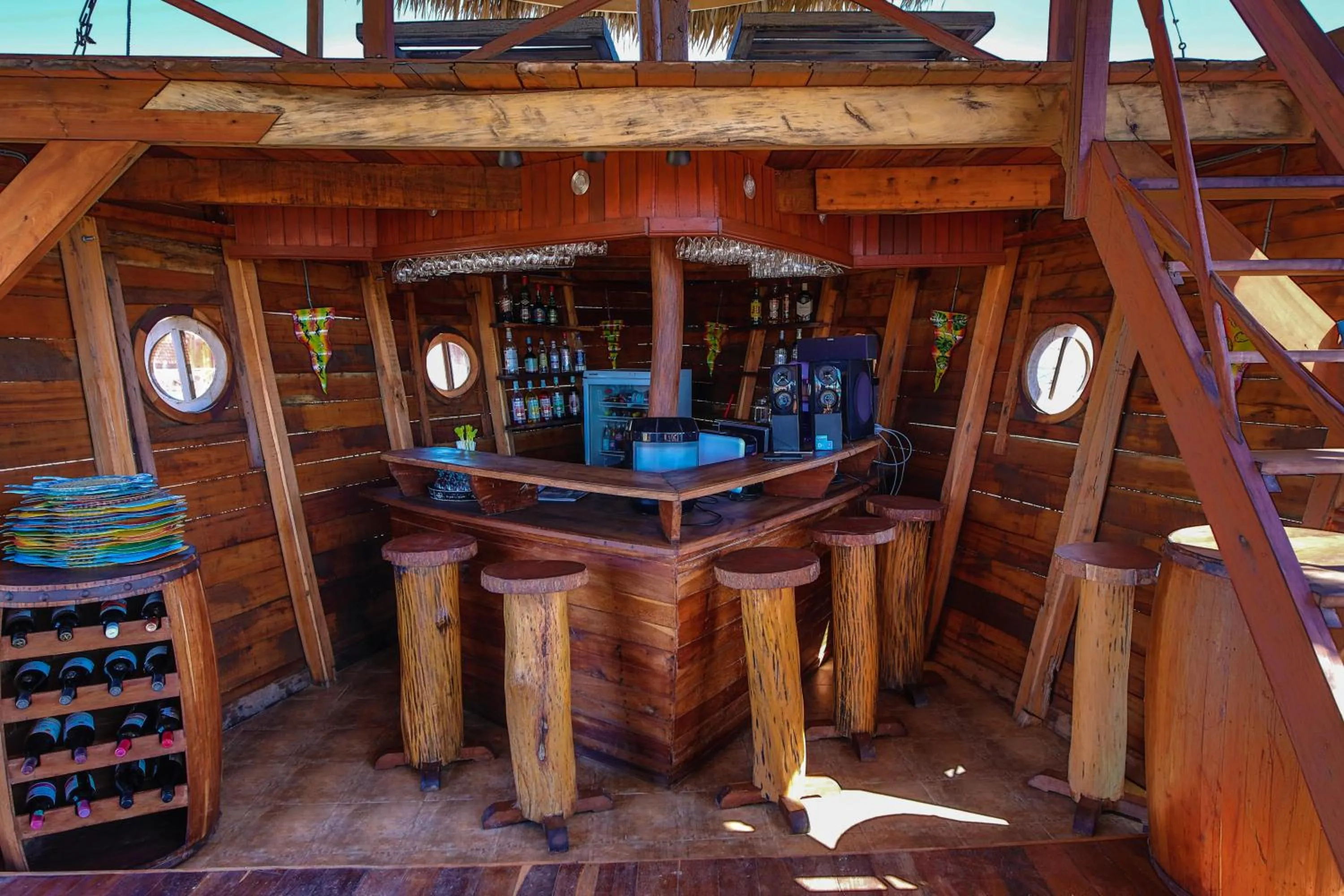 Lounge or bar in CAP KIMONY