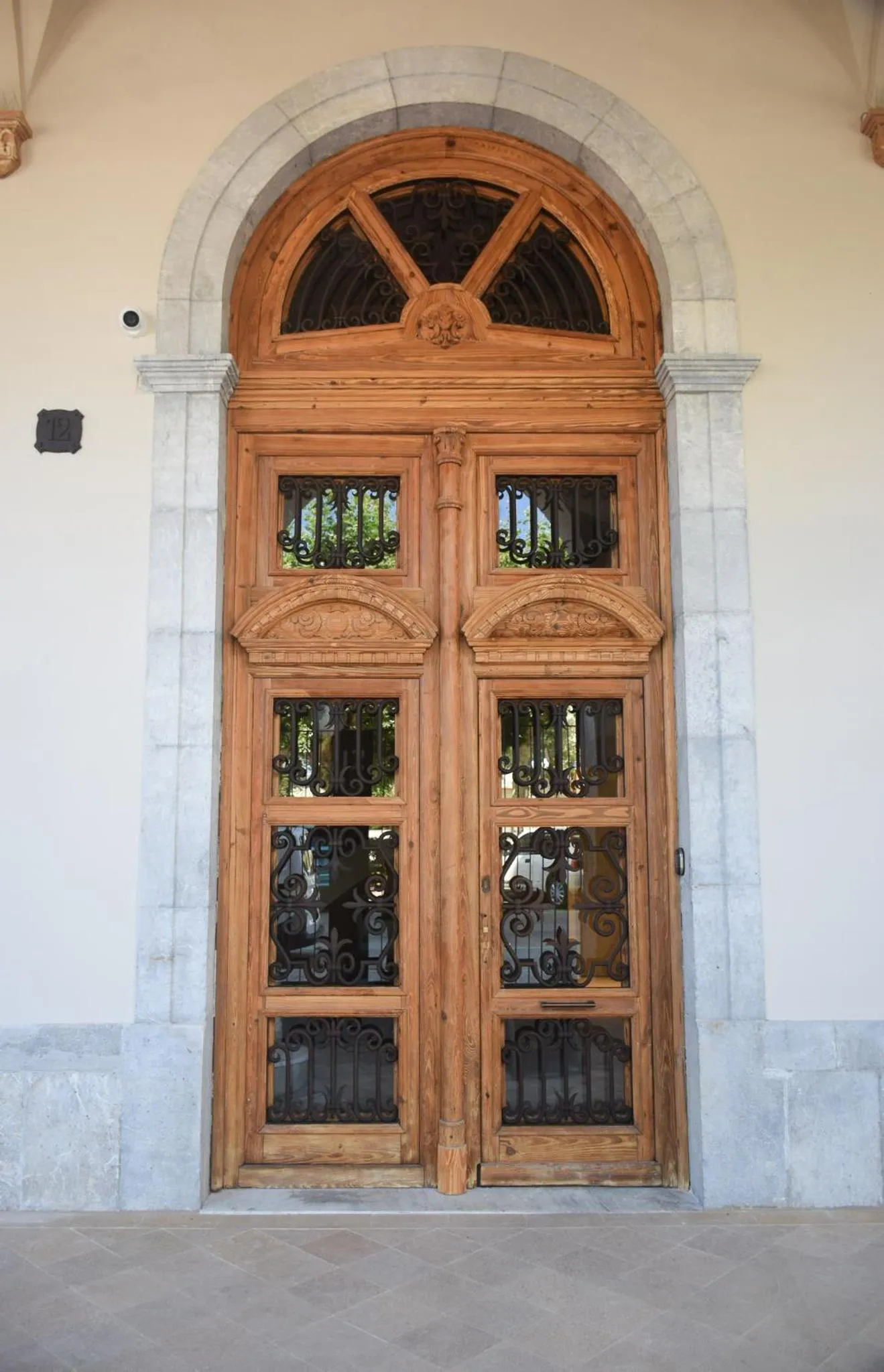 Facade/entrance in Port Plaza Apartments