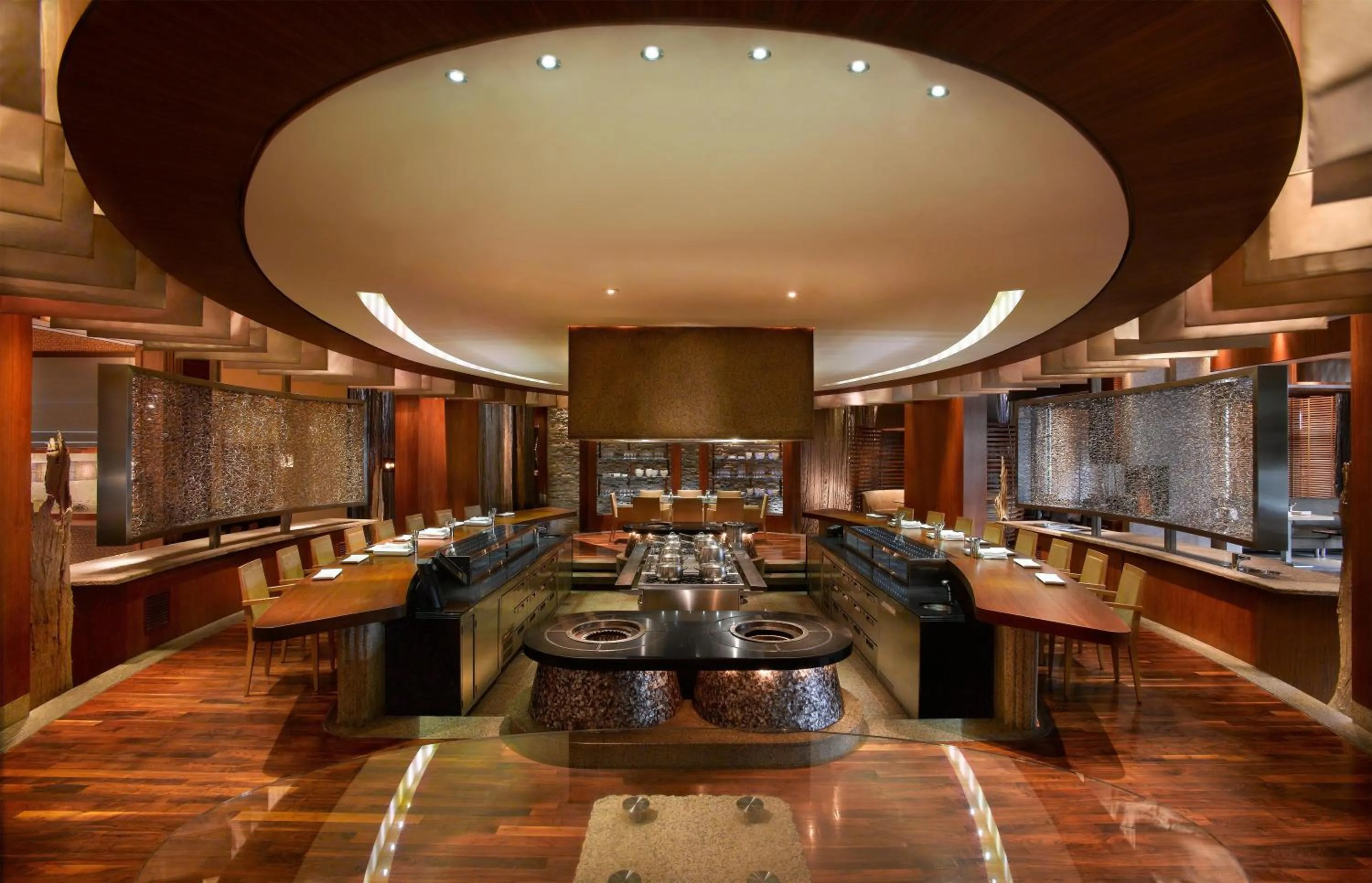 Restaurant/places to eat in Grand Hyatt Dubai