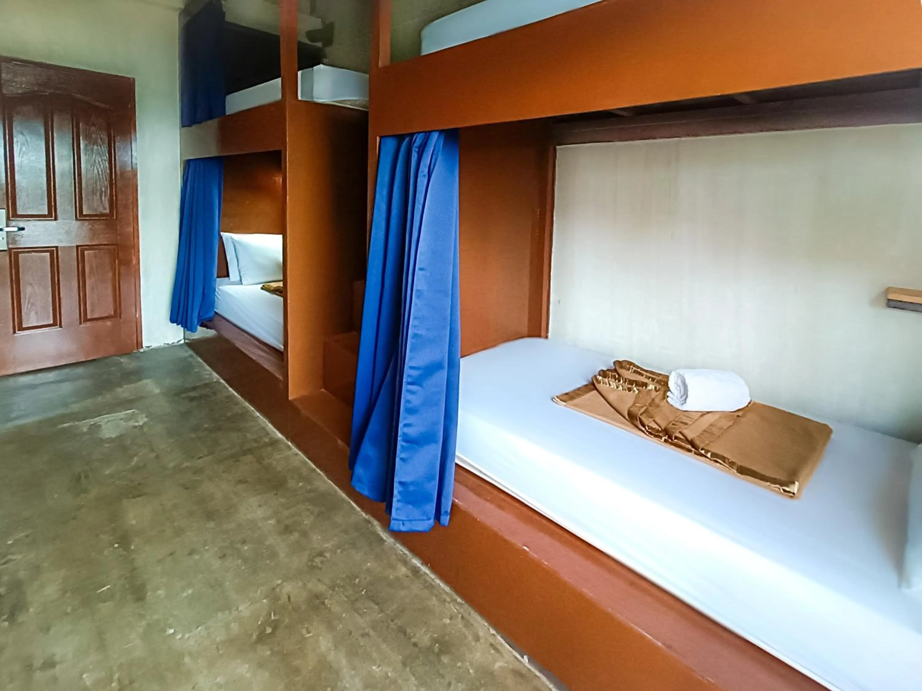 Lexias Hostel and Workspace - El Nido