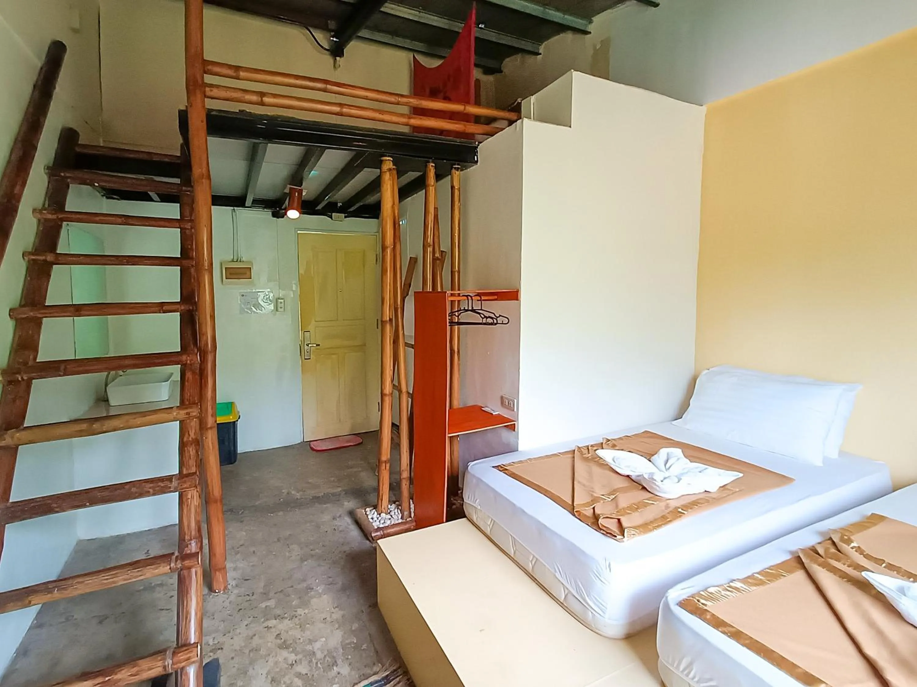 Lexias Hostel and Workspace - El Nido