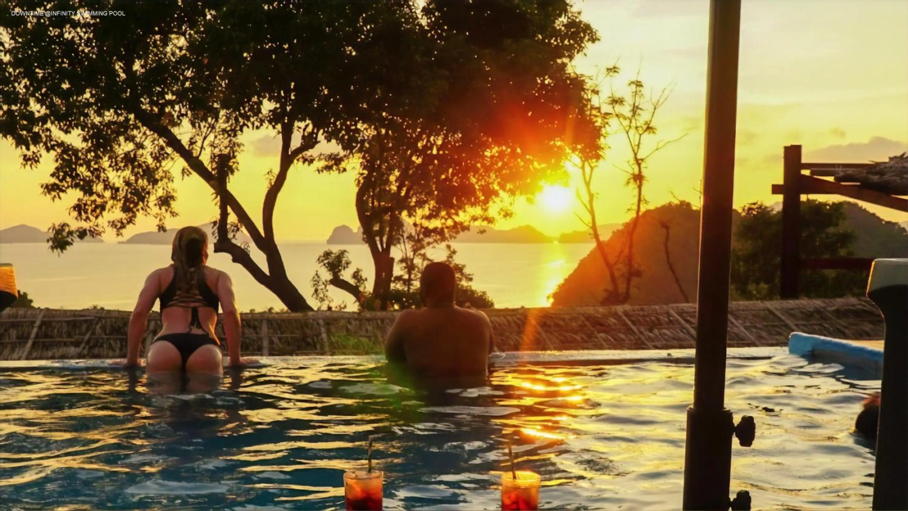 Swimming pool in Lexias Hostel and Workspace - El Nido