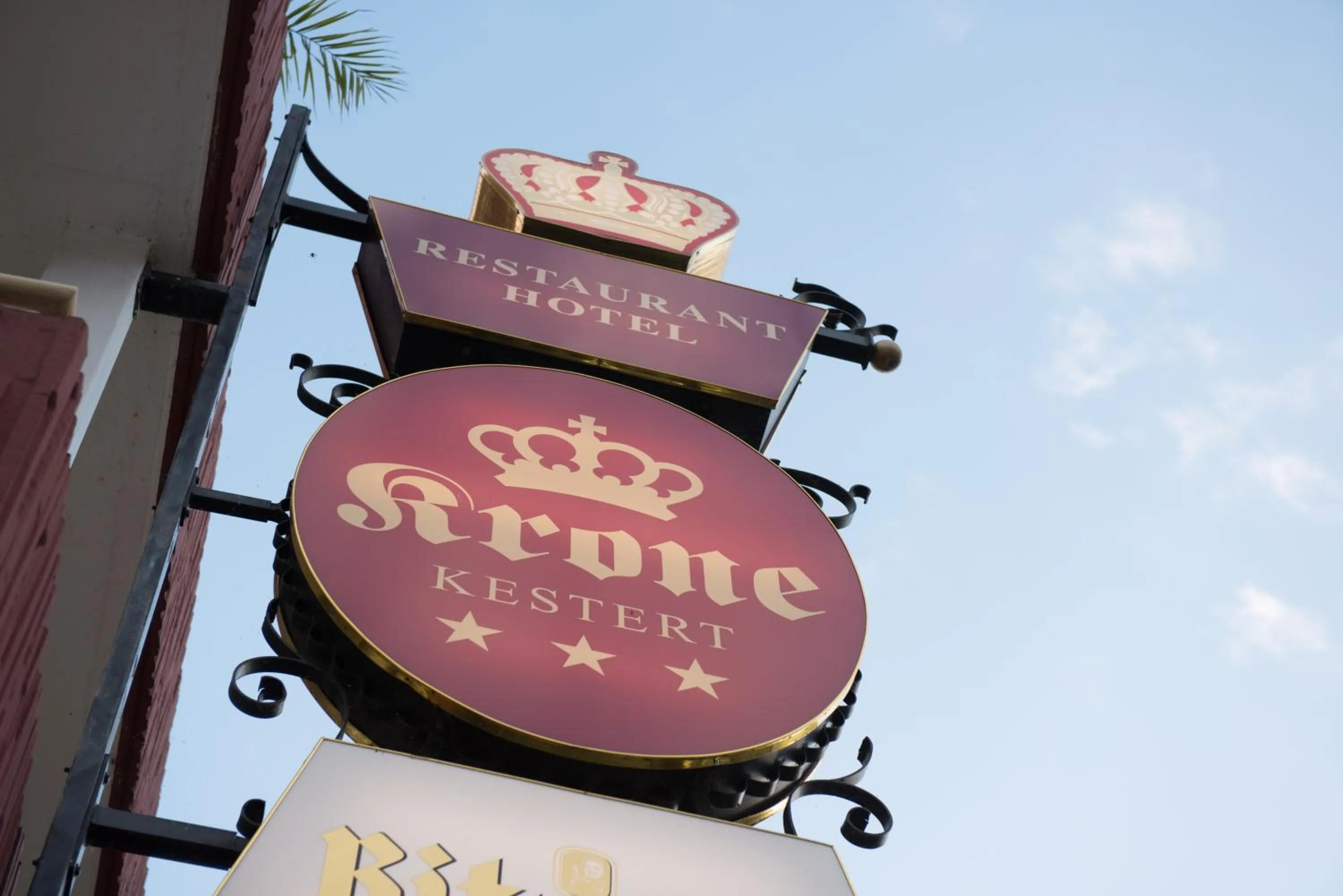 Property logo or sign in Hotel & Restaurant Krone