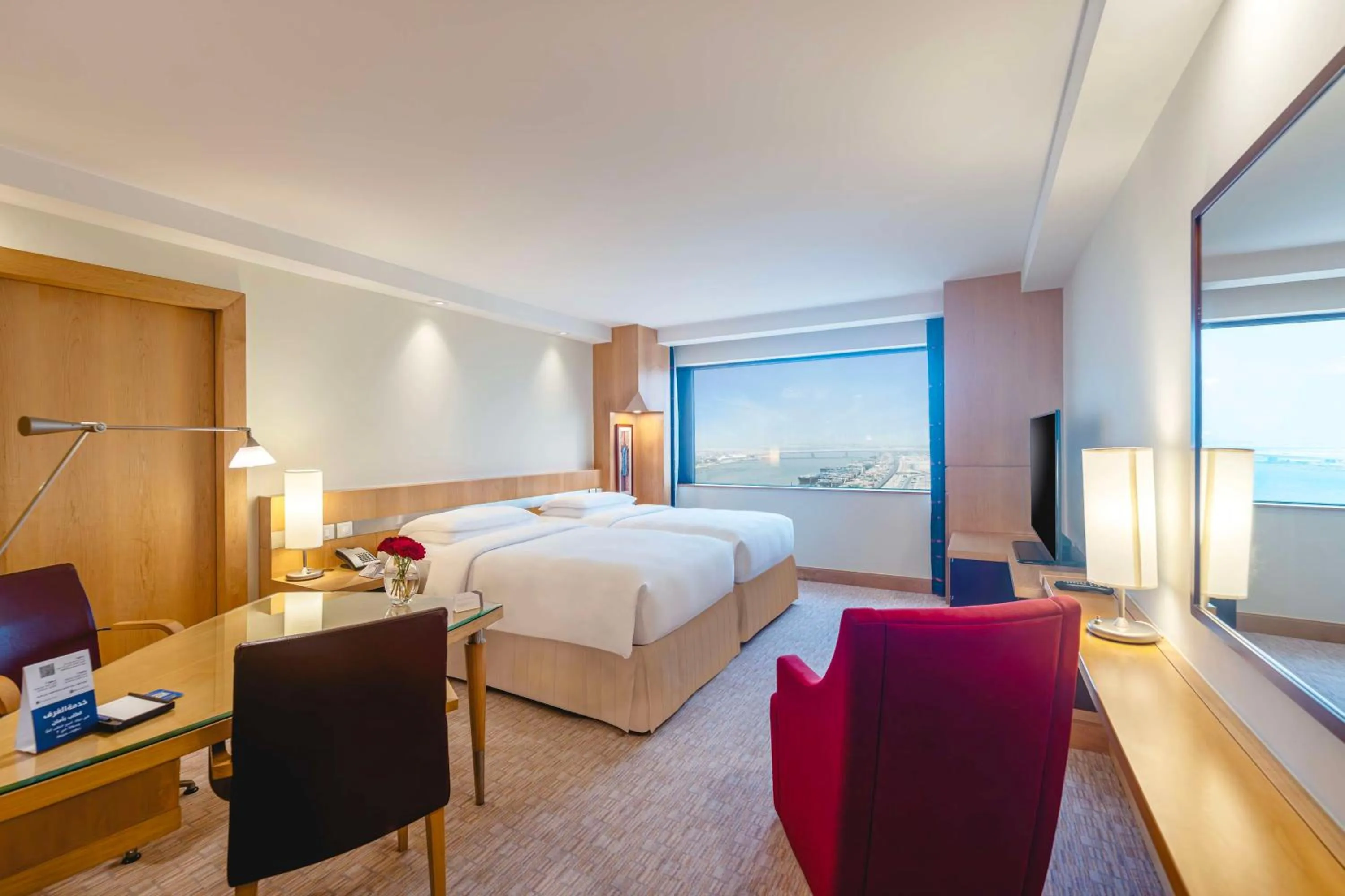 Bedroom, Bed in Hyatt Regency Dubai - Corniche