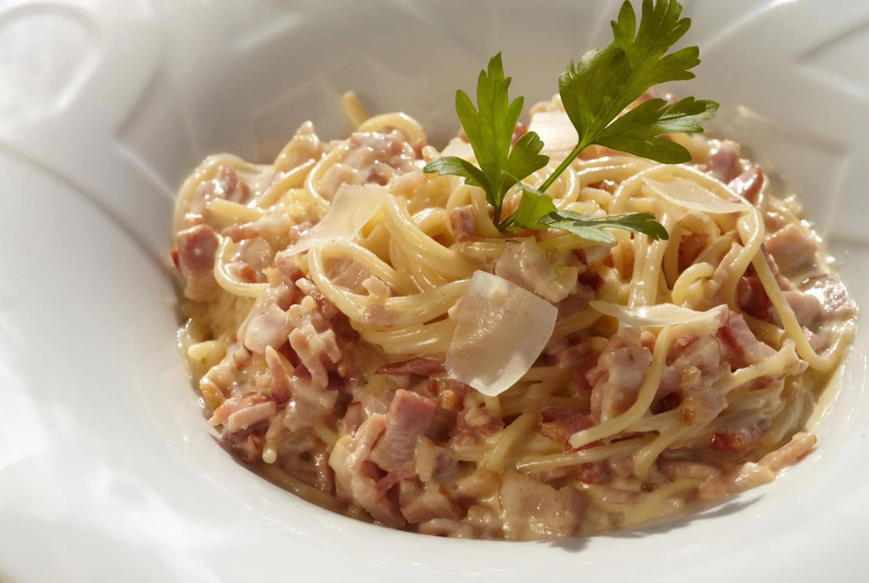 Food in Melpo Antia Hotel & Suites