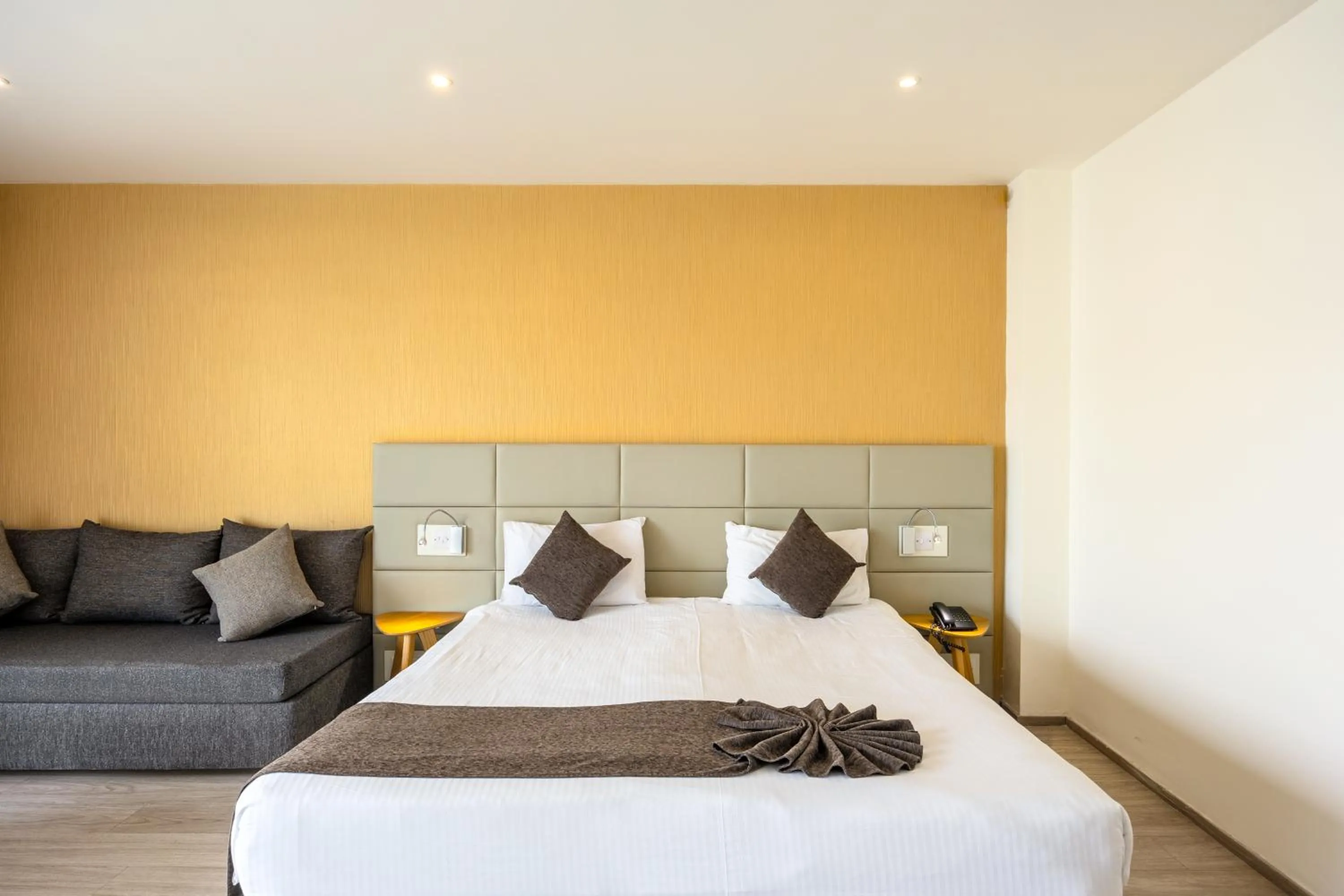 Bed in Melpo Antia Hotel & Suites