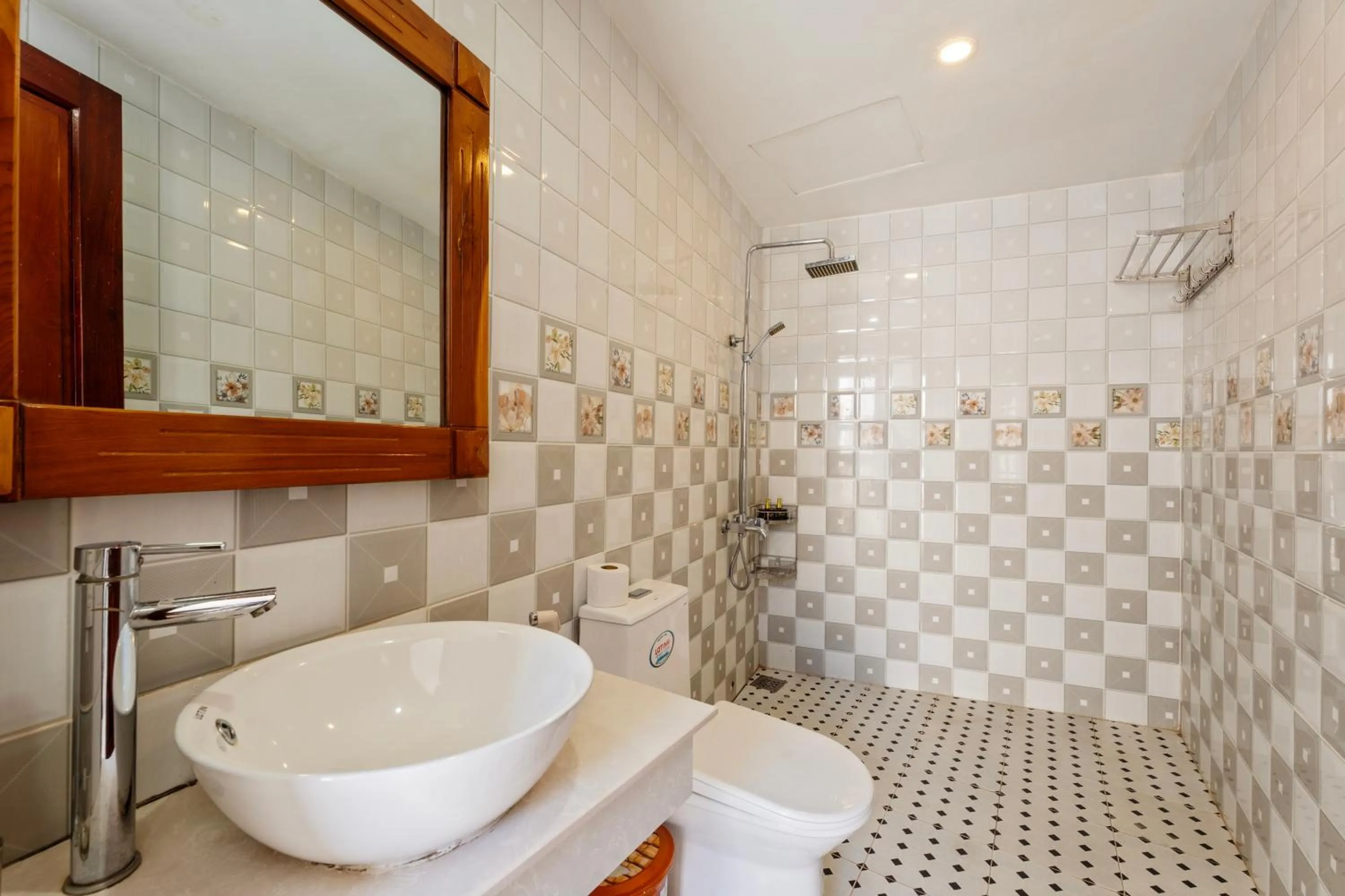 Shower in Hoi An Legend Connect Villa