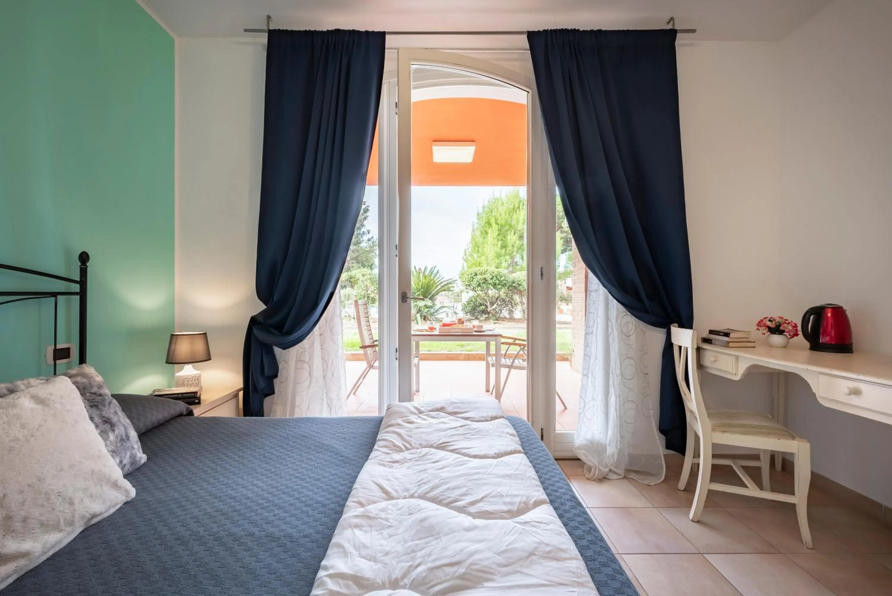 View (from property/room), Bed in Ombra Verde Residence e B&B