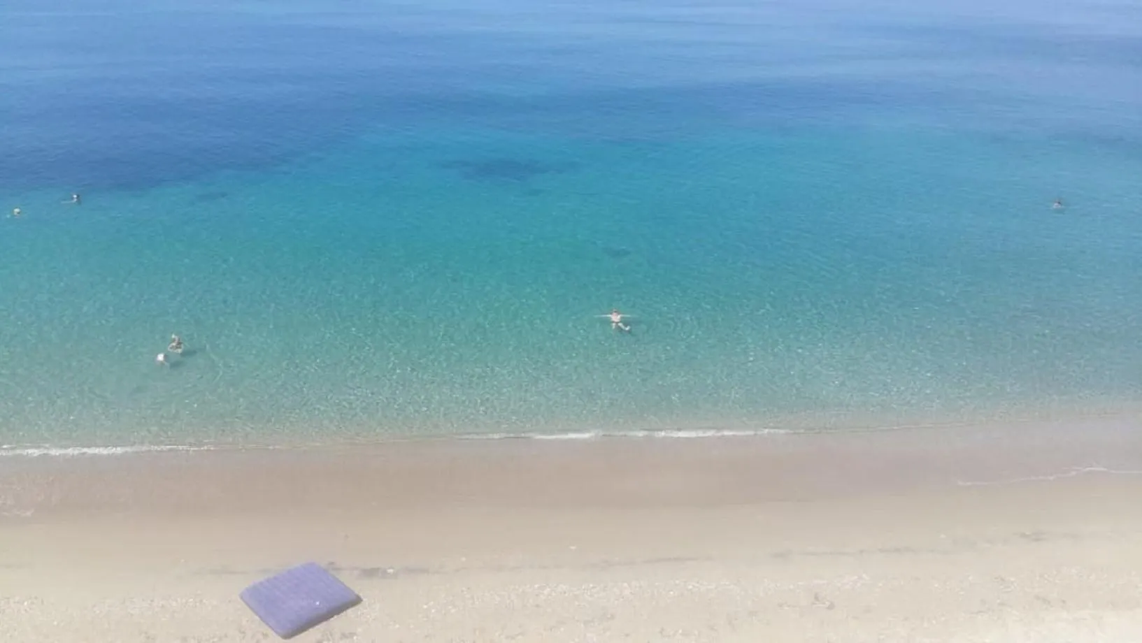 Beach in Iraklis Hotel