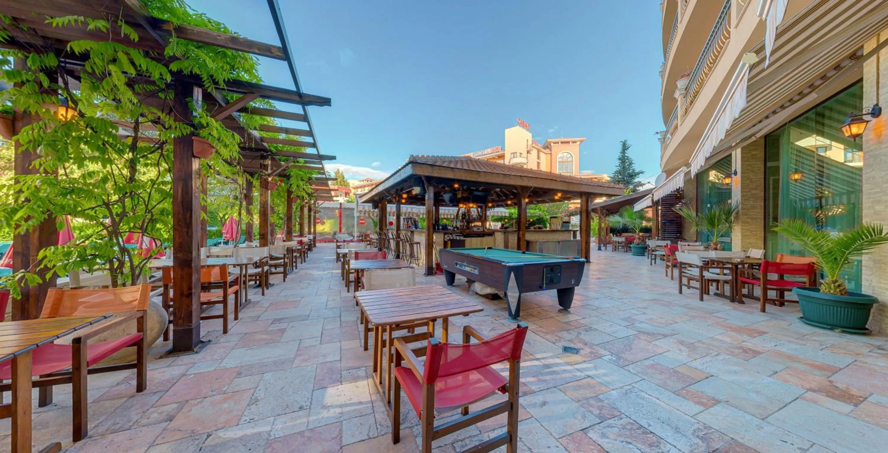 Lounge or bar in Mena Palace Hotel - All Inclusive