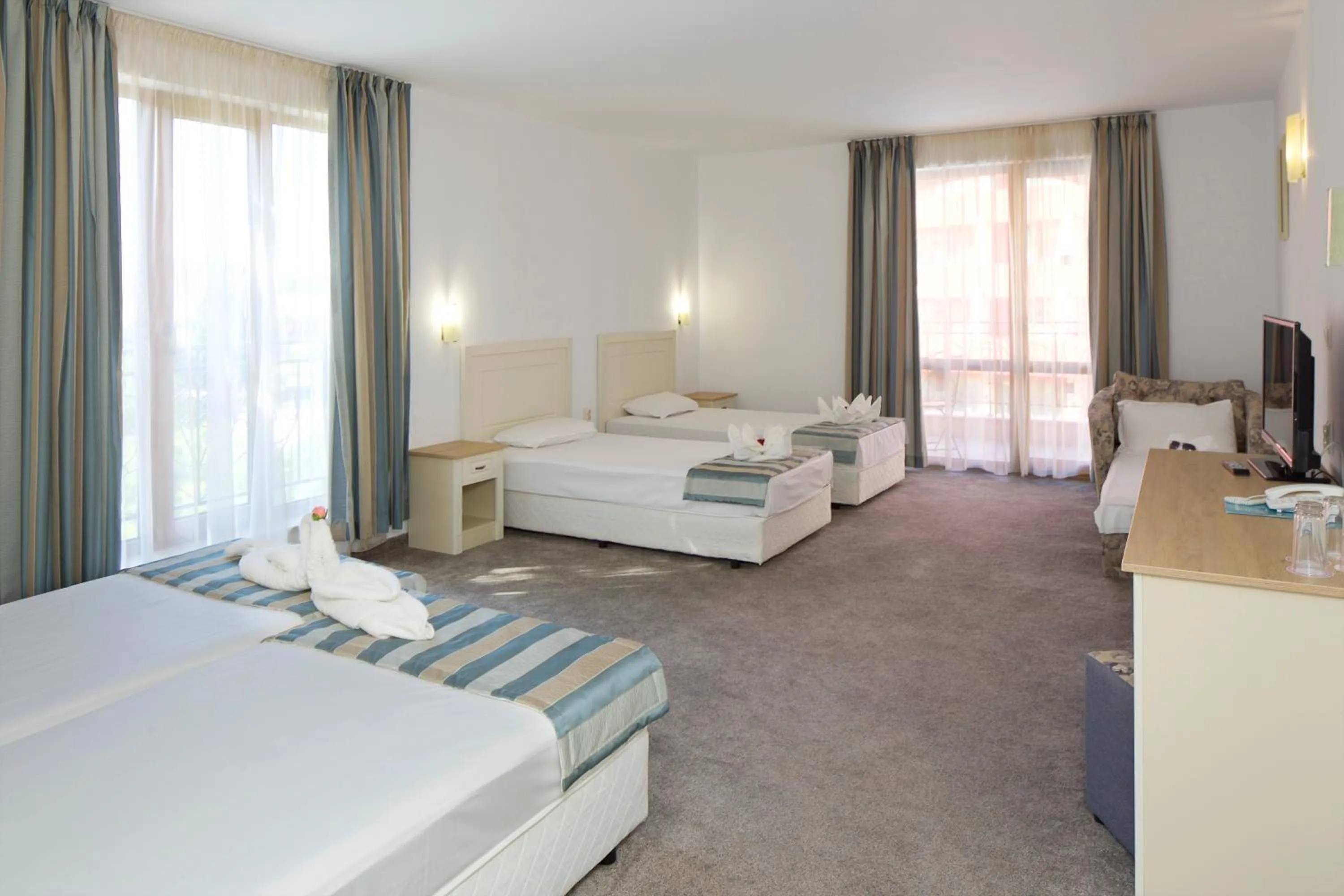 Bedroom, Bed in Mena Palace Hotel - All Inclusive