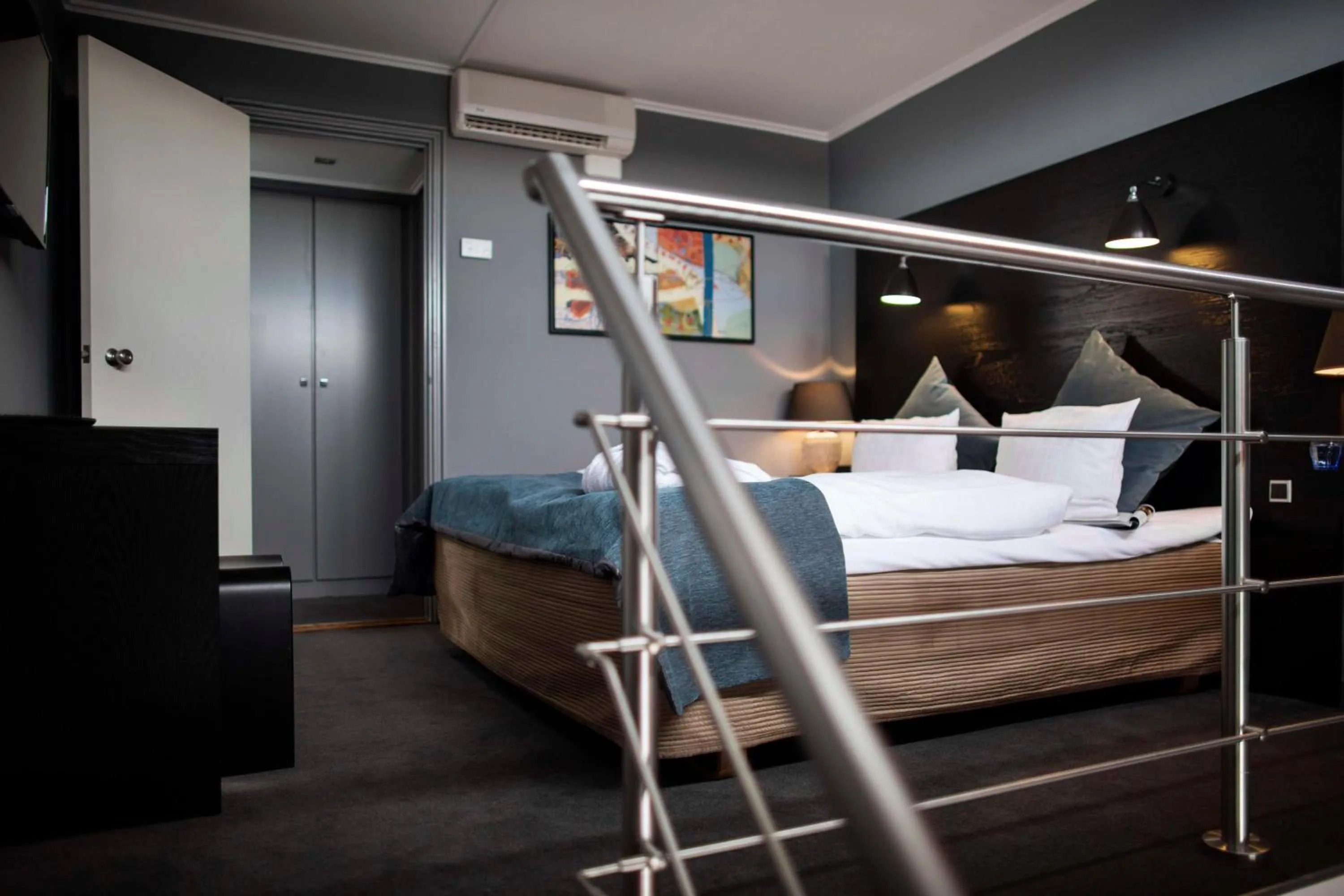 Bedroom, Bed in Scandic Front