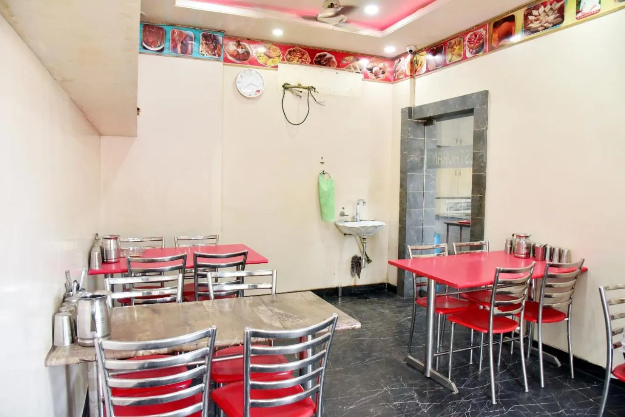 Restaurant/places to eat in Hotel Midtown & Restaurant