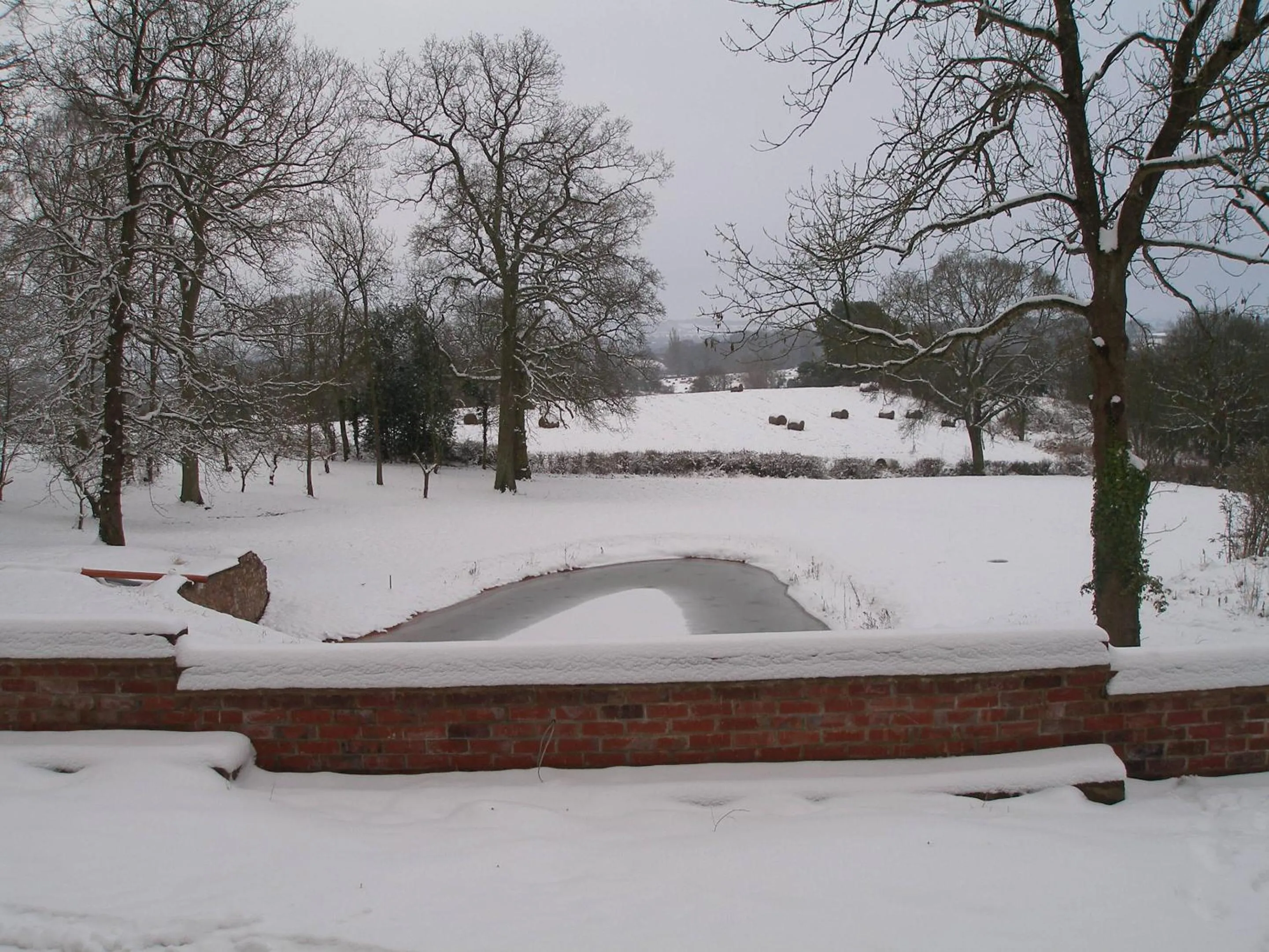 Property building in The Larches Ledbury