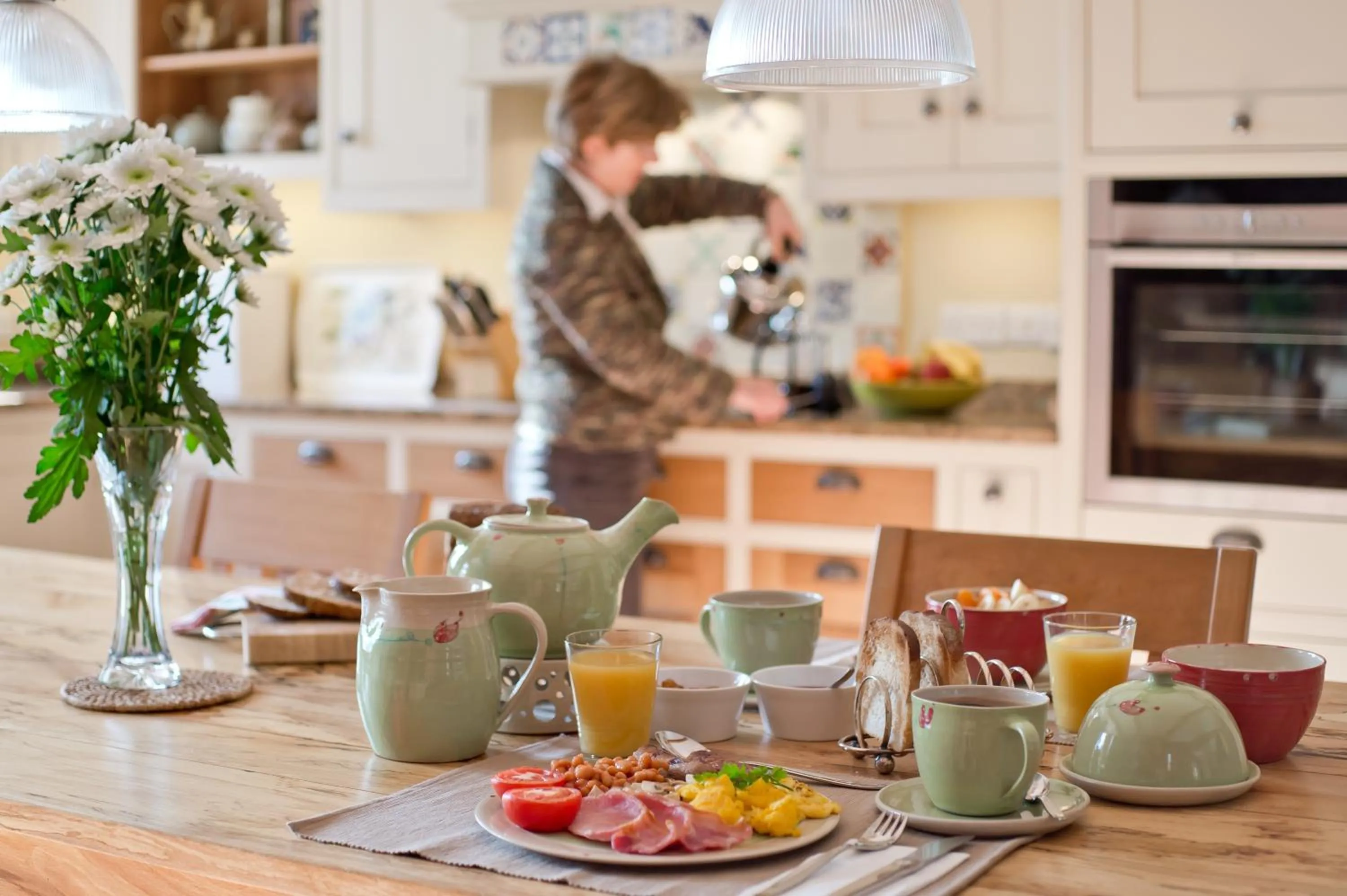 Dining area in The Larches Ledbury