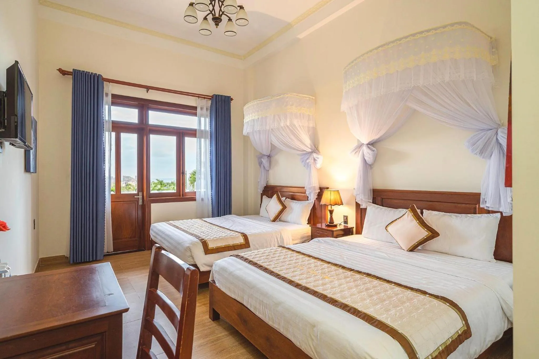 Bed in Dieu Thong Hotel